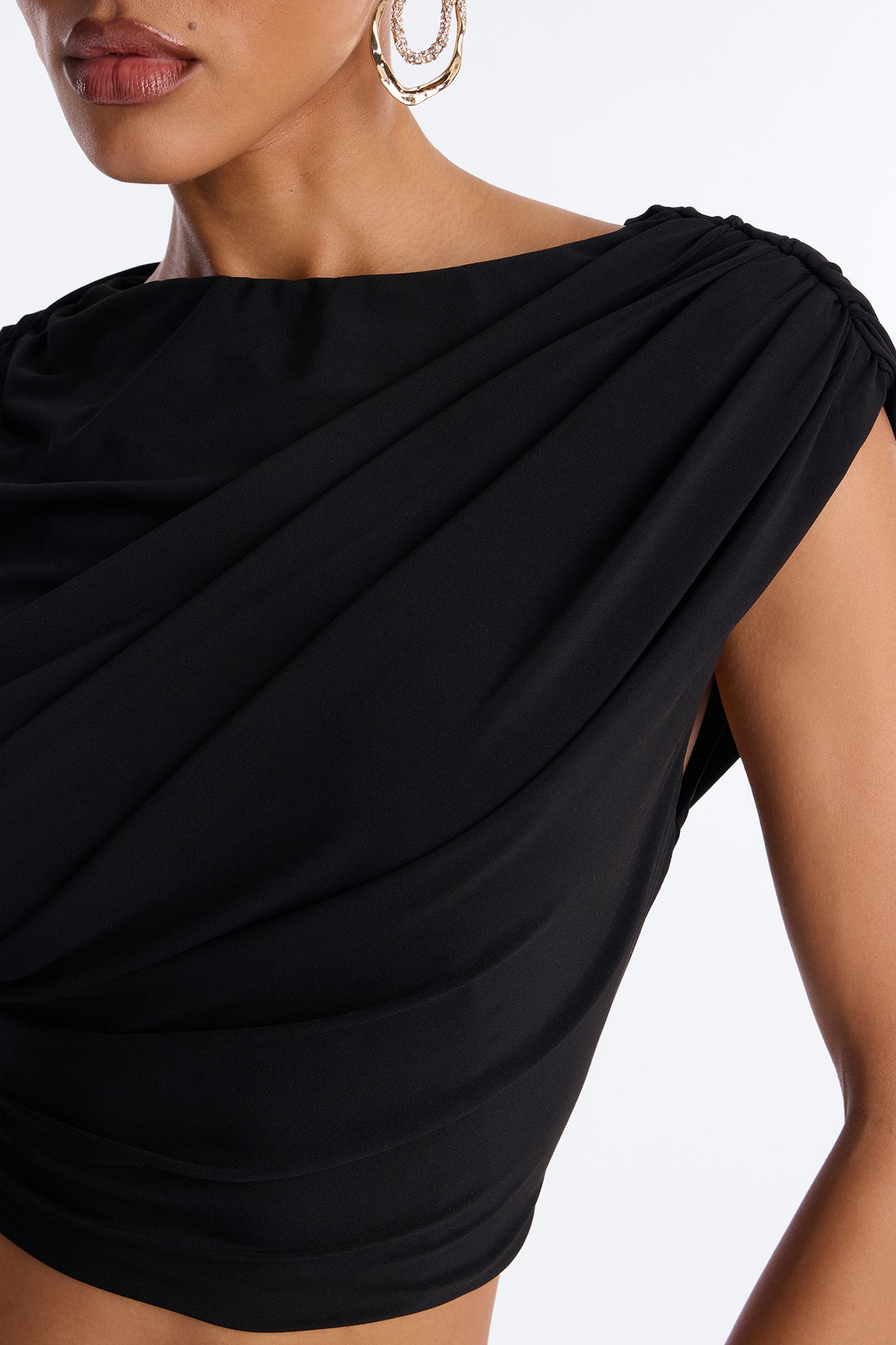 Effortless Muse Bermuda Short Set - Black - Image 3