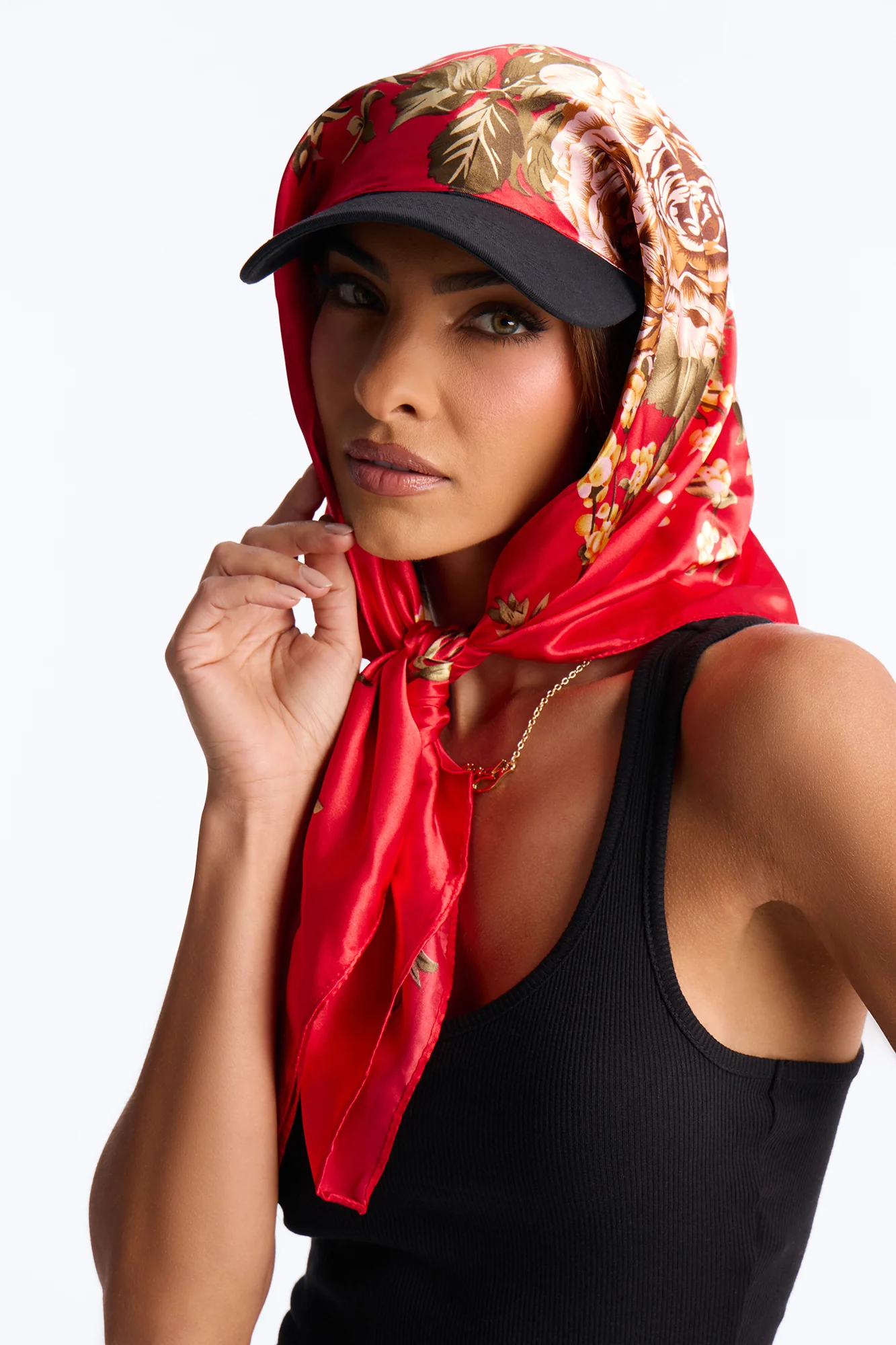 Elegance Meets Street Baseball Hat - Red/combo