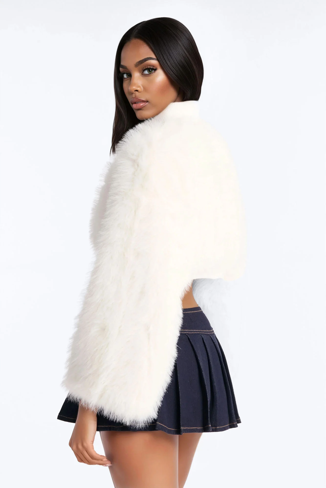 Eliza Cropped Faux Fur Coat - White - Image 5