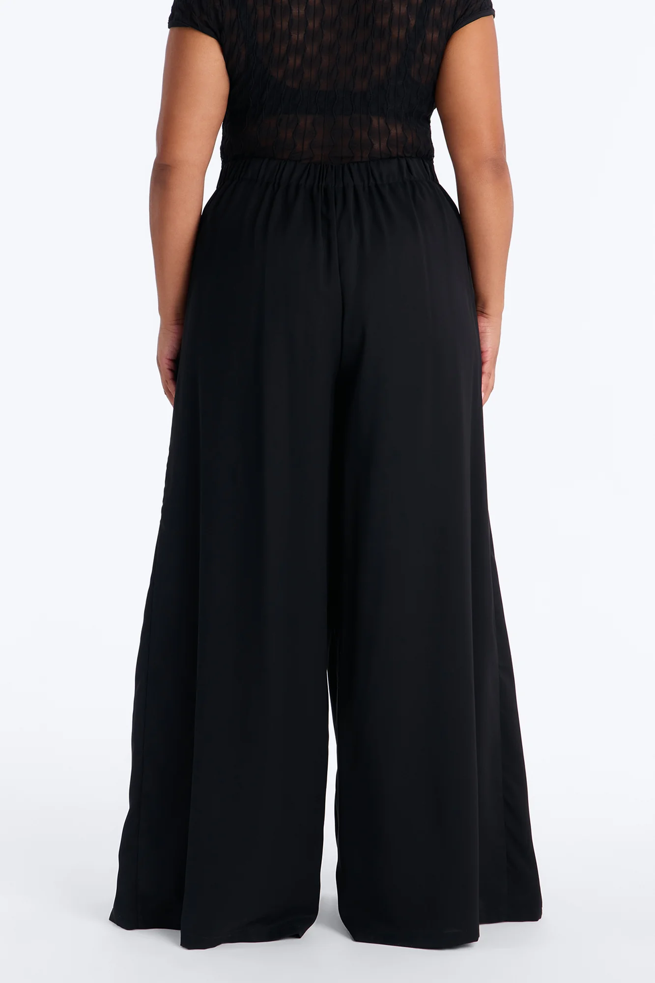 Elodie Mid Rise Super Wide Leg Crepe Pant 33″ - Black - Image 7