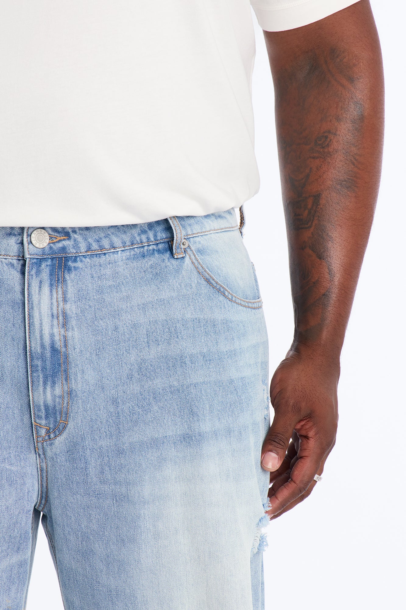 Essential Destroyed Baggy Rigid Jean - Light Blue Wash - Image 6