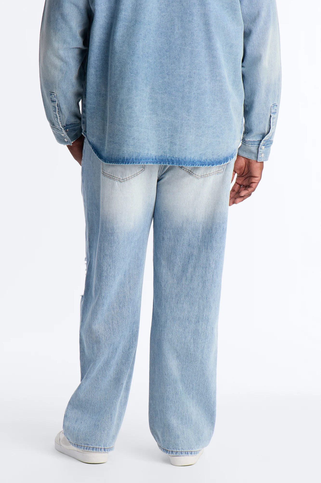 Essential Destroyed Straight Rigid Jean - Light Blue Wash - Image 9