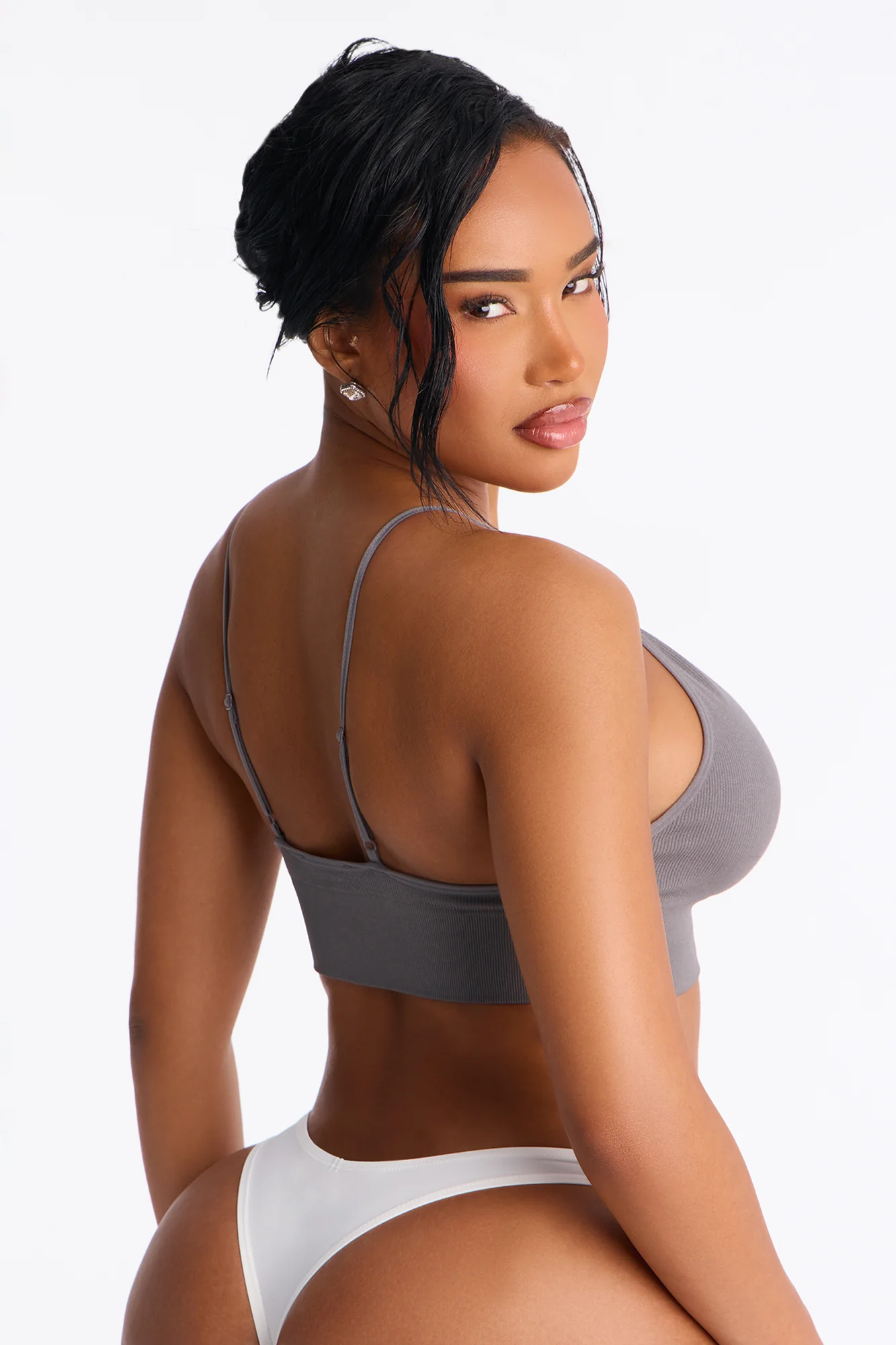 Everyday Seamless Bralette - Grey - Image 3