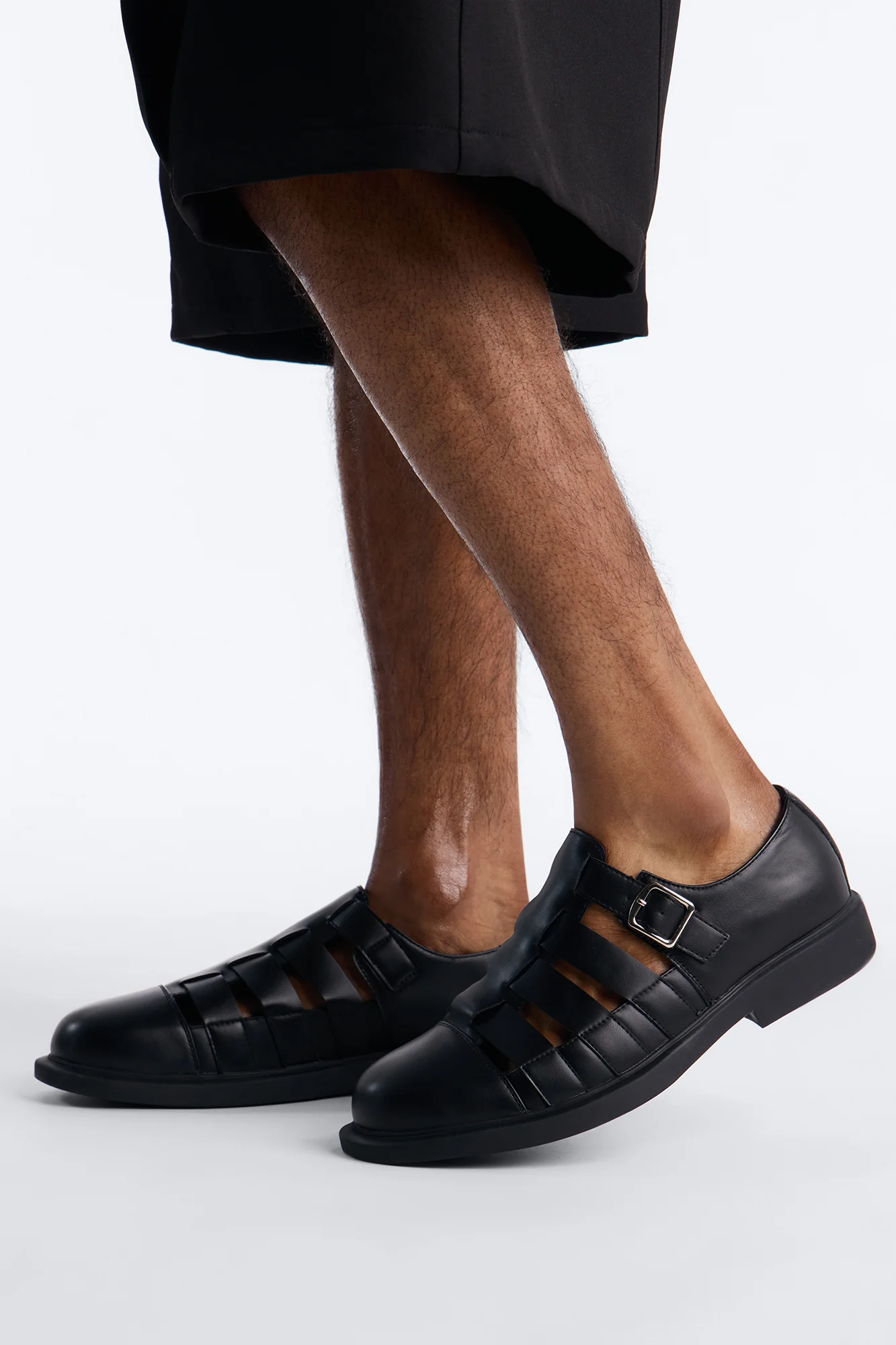 Faux Leather Closed Toe Fisherman Sandal - Black