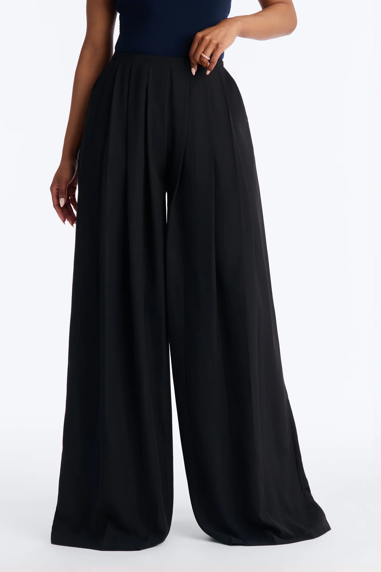Feminine Feel Crepe Wide Leg Pant 33″ - Black - Image 2