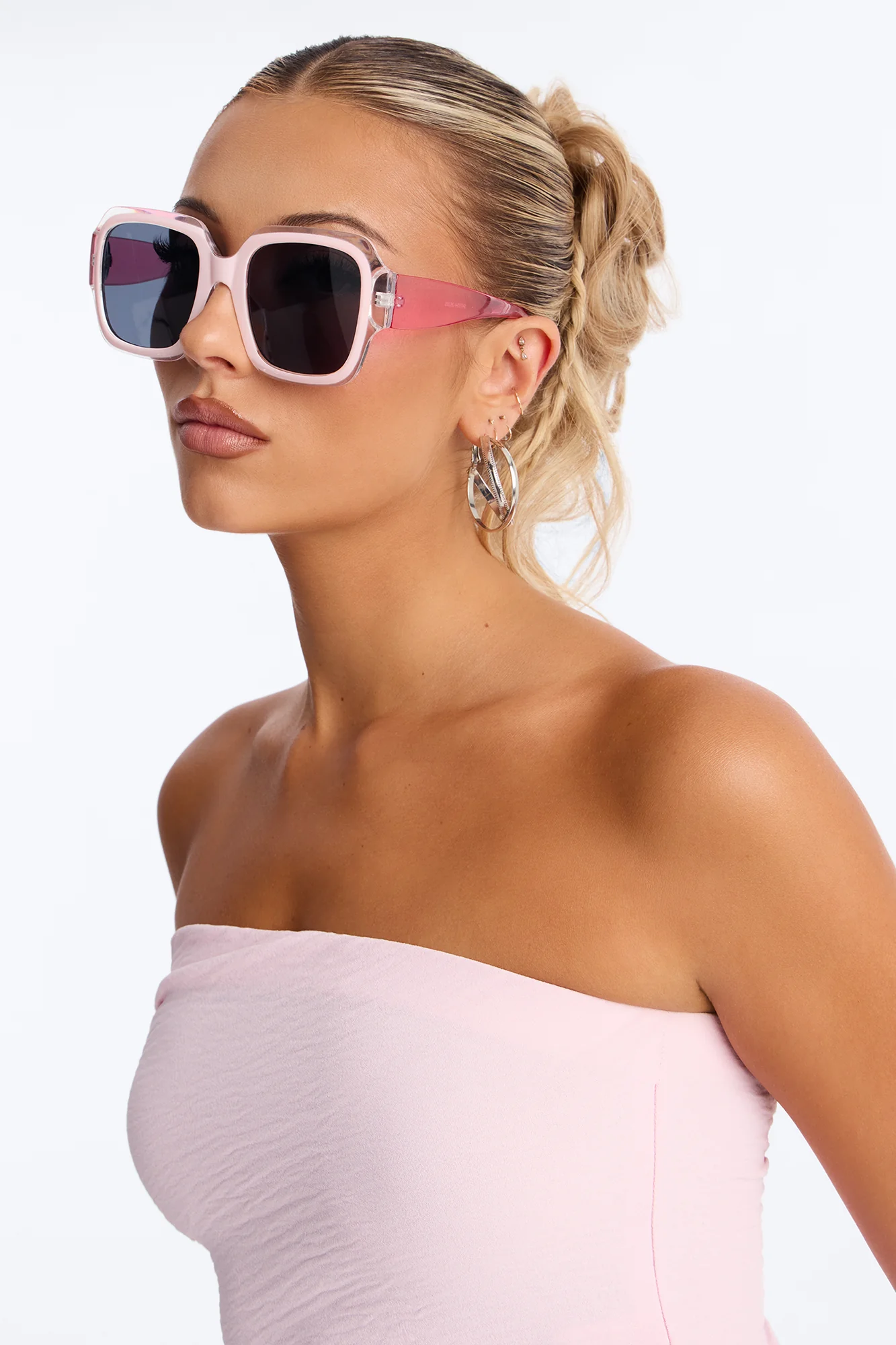 Feminine Flare Sunglasses - Pink