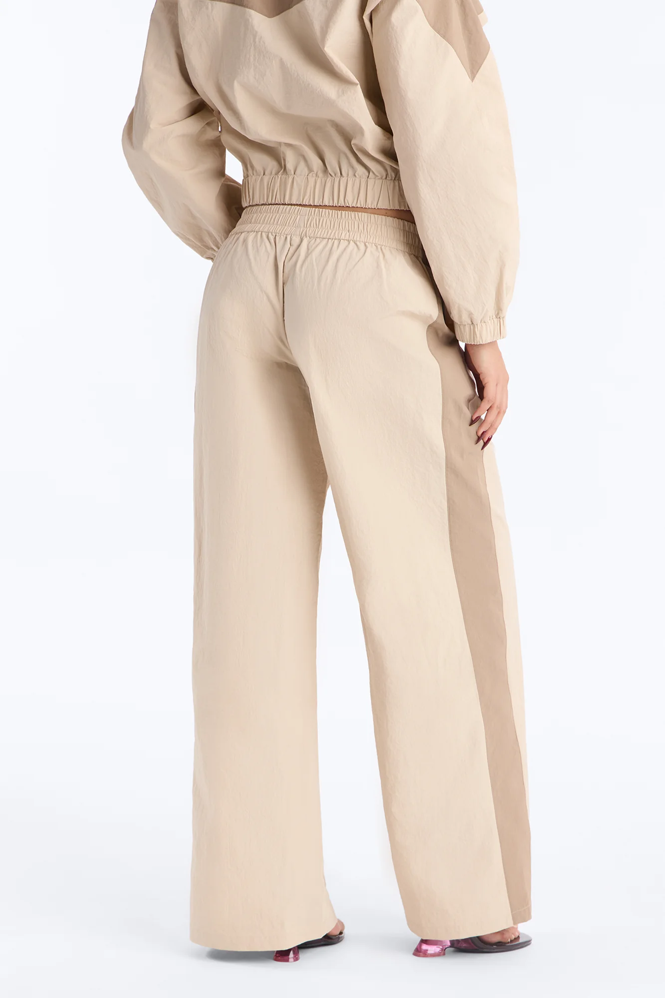 Flex Mode On Windbreaker Track Pant 33″ - Taupe/combo - Image 3