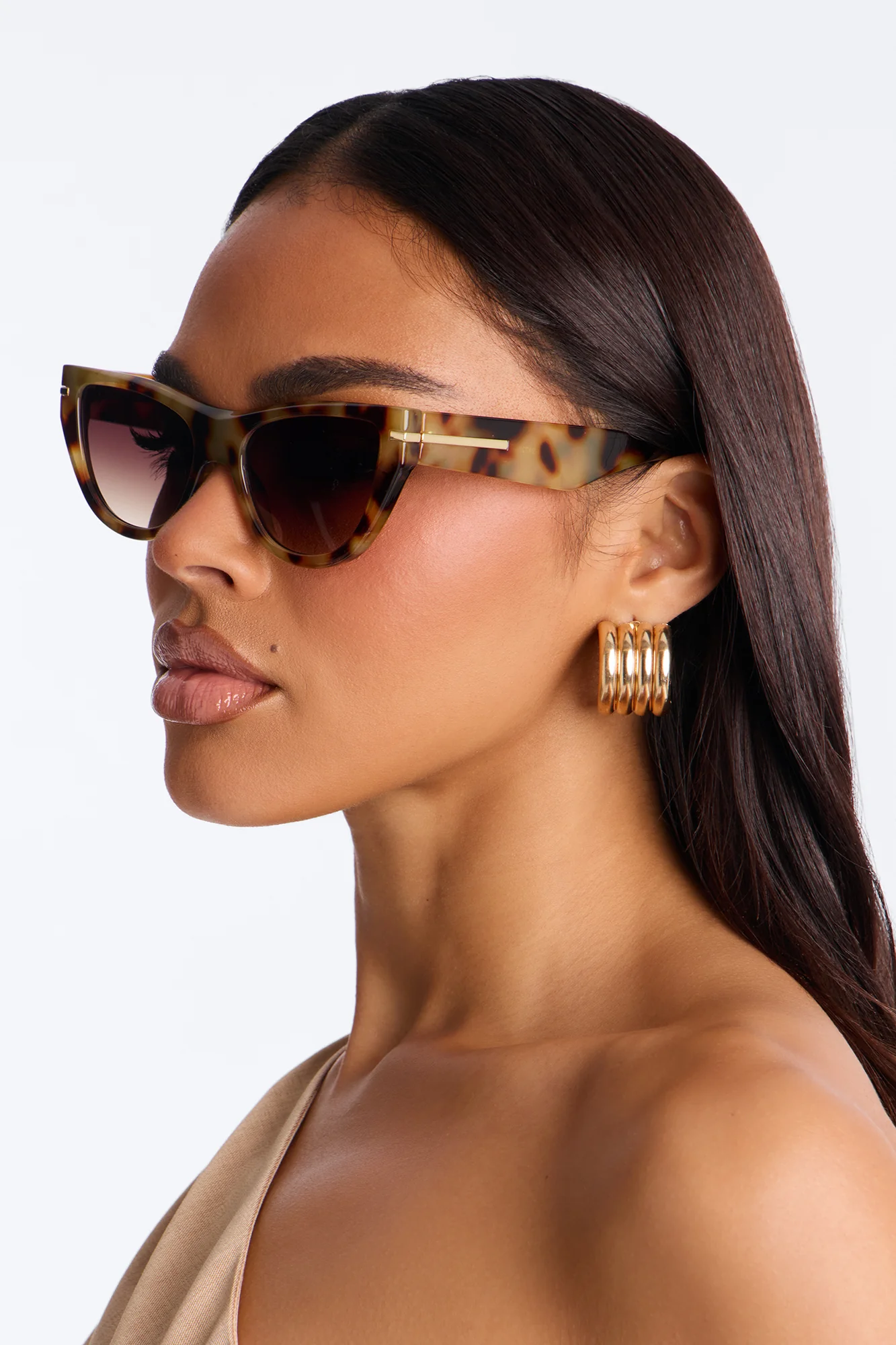Flirt Frame Sunglasses - Tortoise