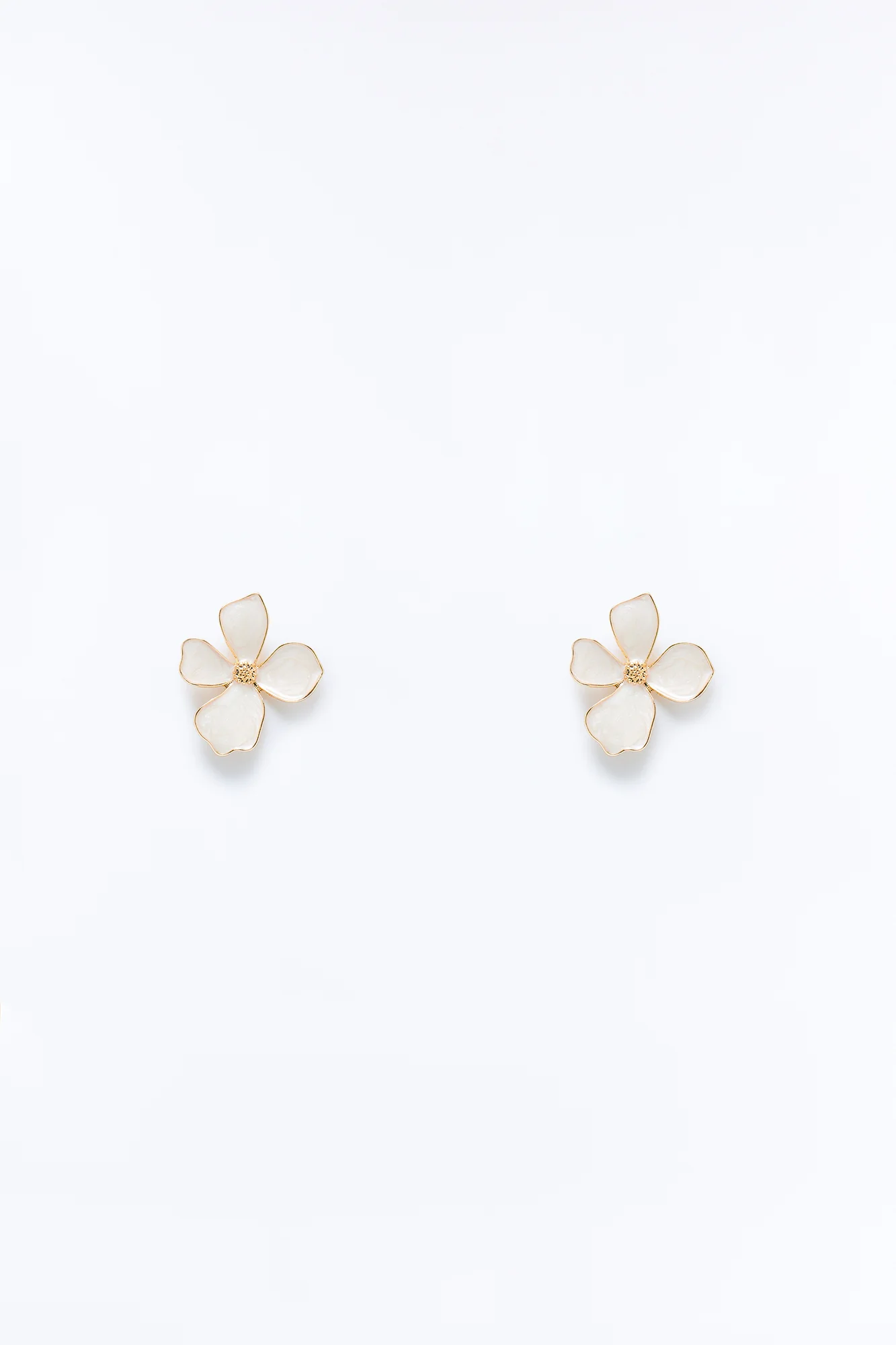 Flora Muse Earrings - White/Gold - Image 3