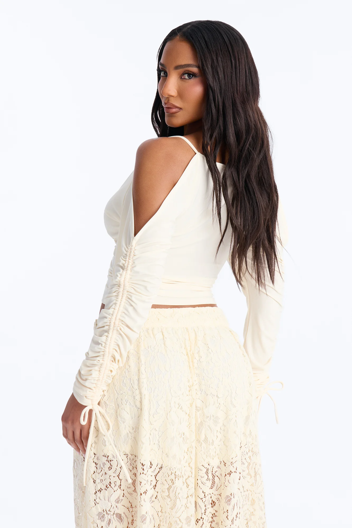 Genevieve Ruched Cold Shoulder Long Sleeve Top - Cream - Image 4
