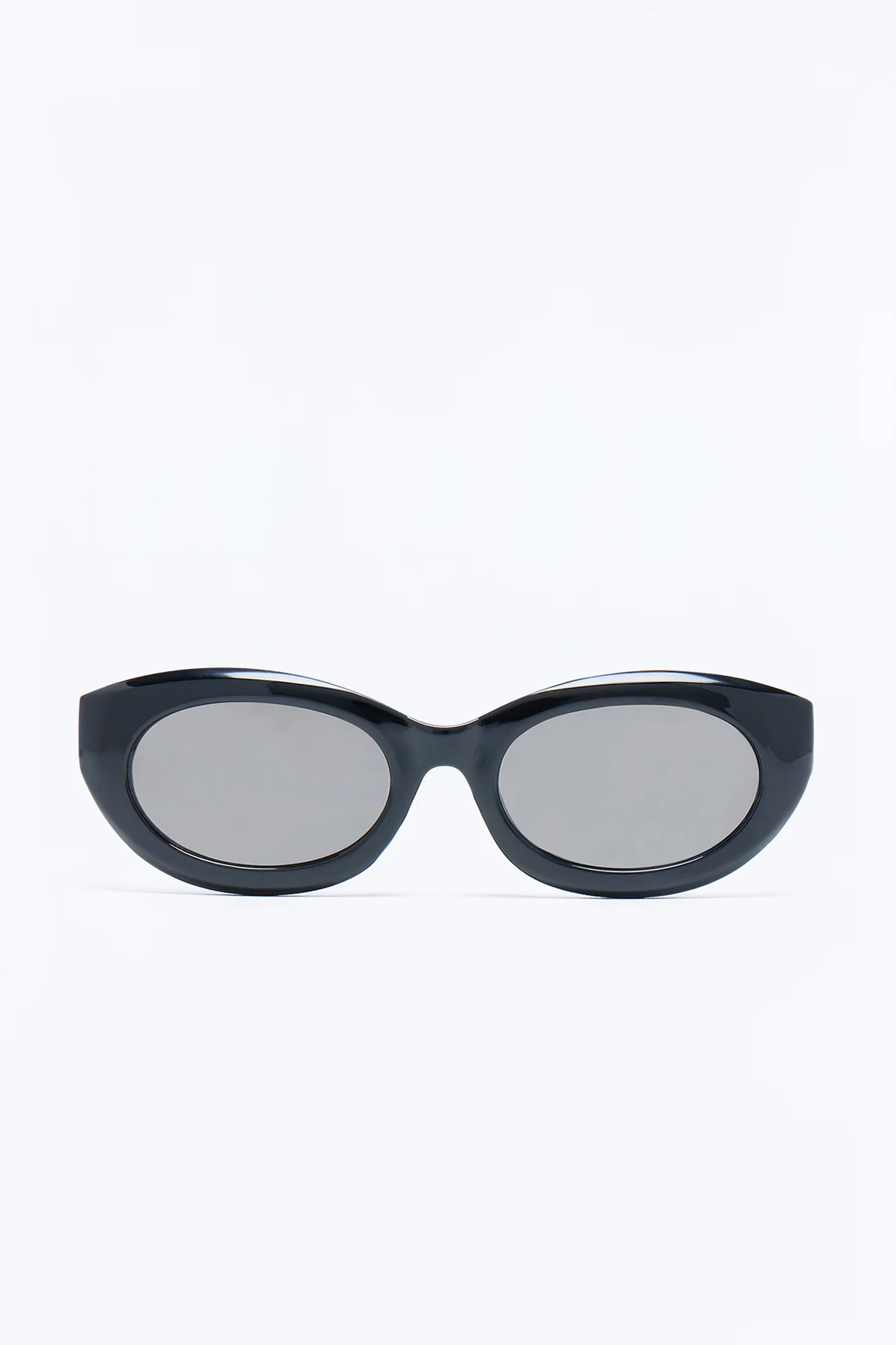Gloss Gal Sunglasses - Black - Image 3