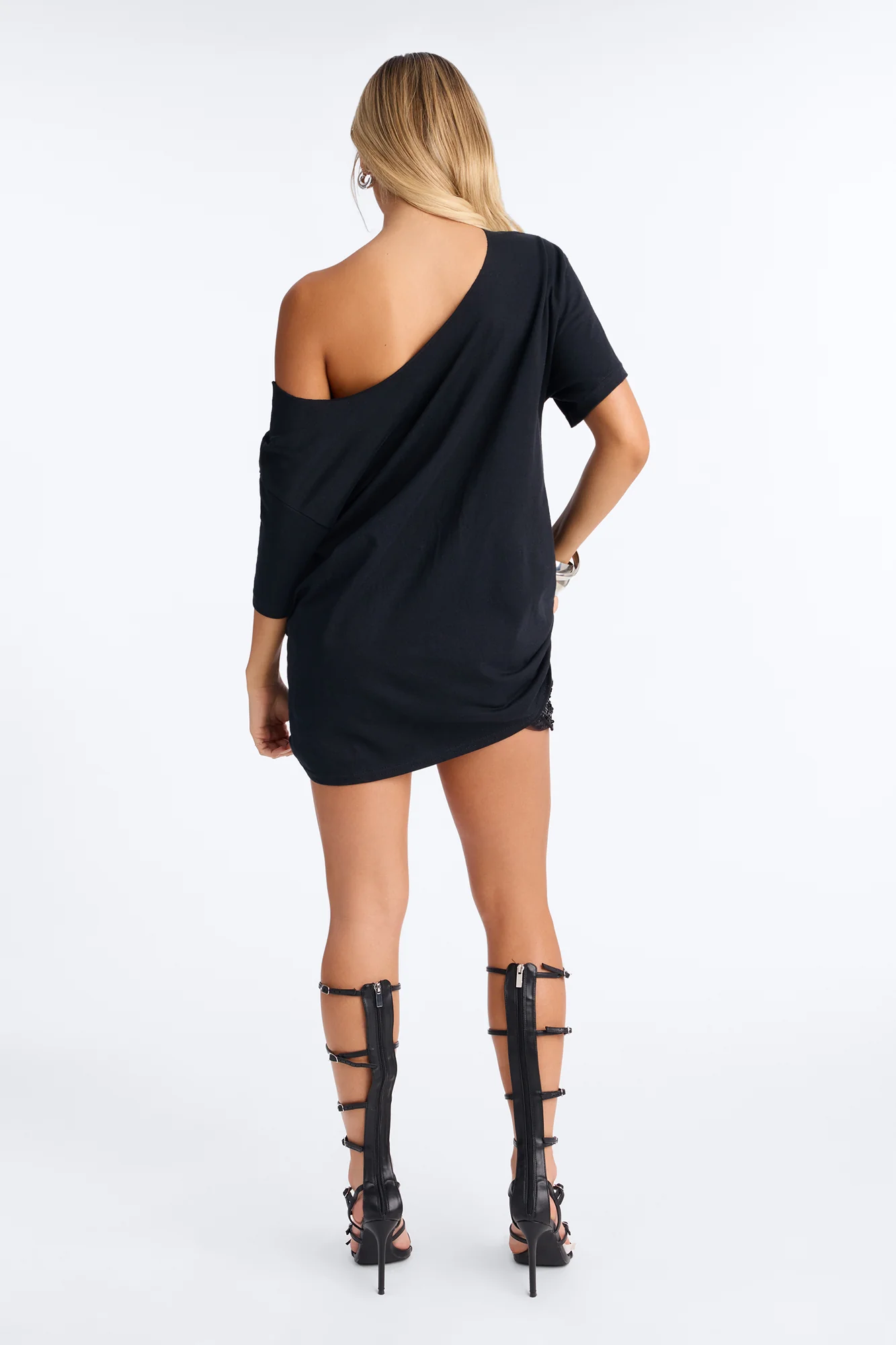Gold Lips Off Shoulder Tee - Black - Image 4