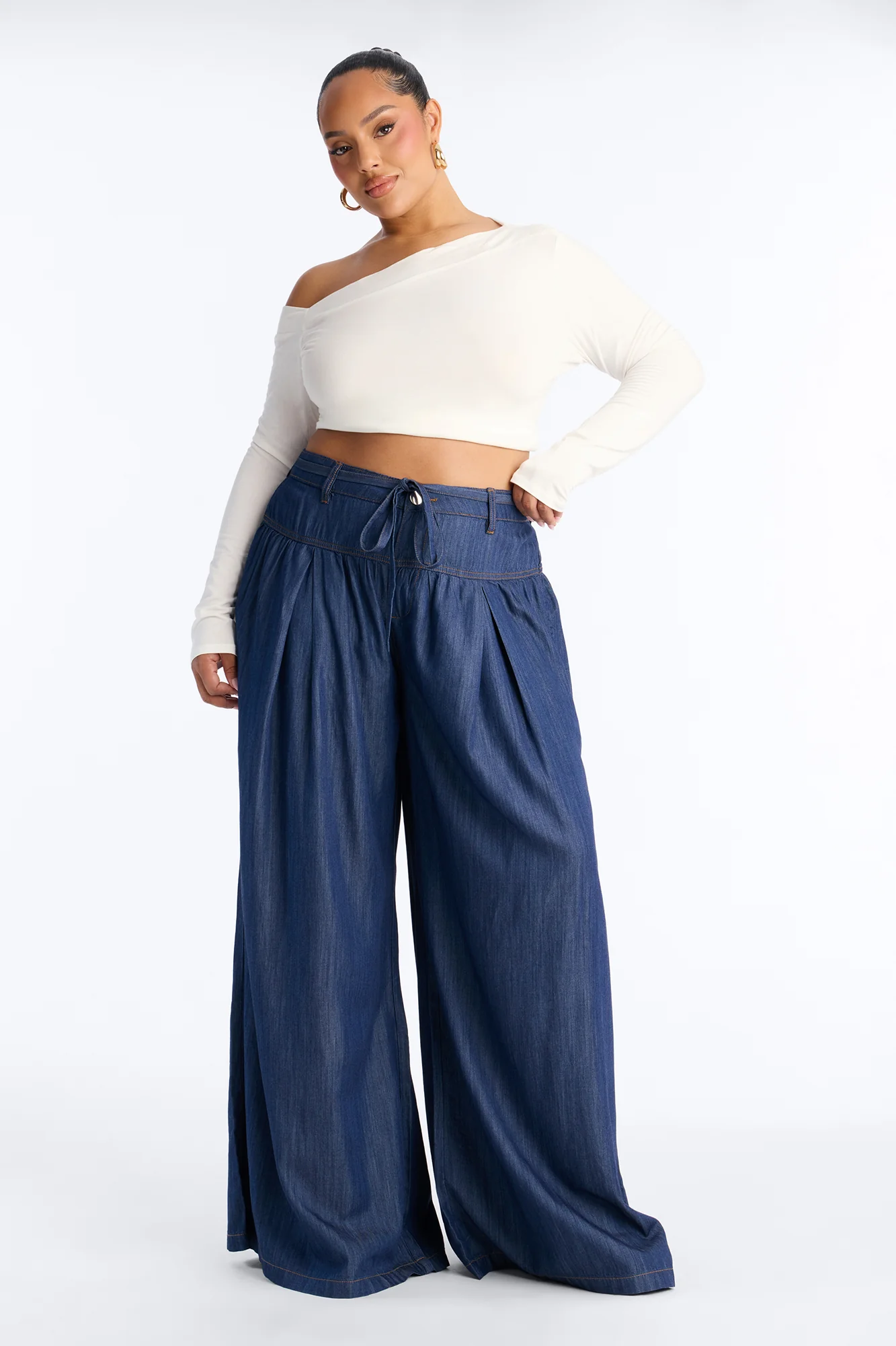 Golden Hour Chambray Tie Waist Pant 33″ - Dark Wash - Image 4