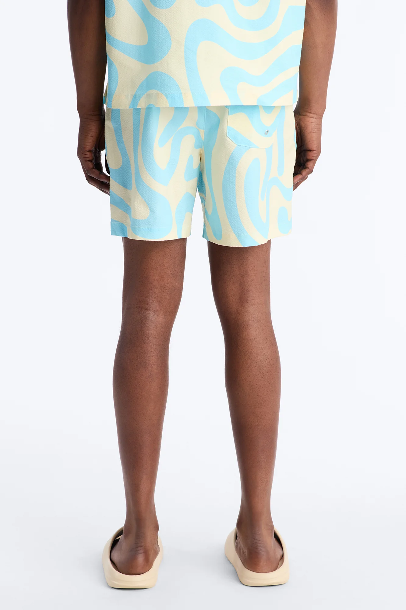 Groovy Abstract Printed Seersucker Swim Trunk 6″ - Blue - Image 5