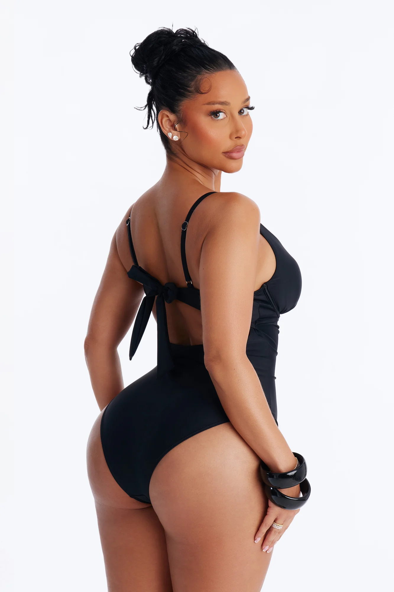Happiest Hour 1 Piece Ruched Underwire Swimsuit - Black - Image 4