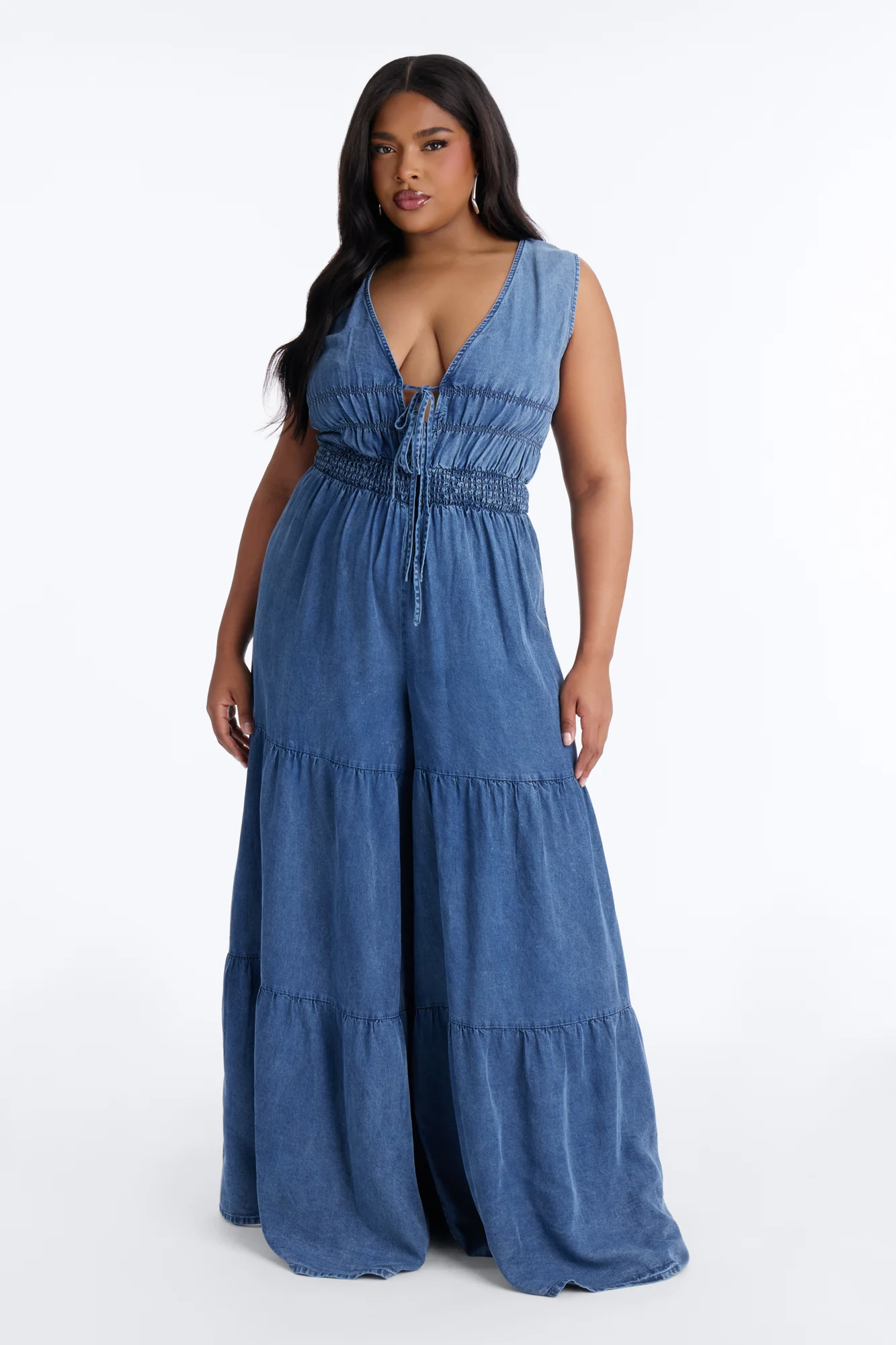 Hazel Plunge Neck Denim Jumpsuit - Light Wash - Image 5