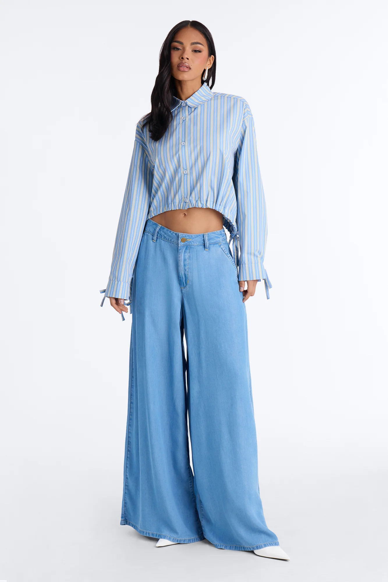 High Tempo Chambray Super Low Rise Pant 32″ - Light Wash