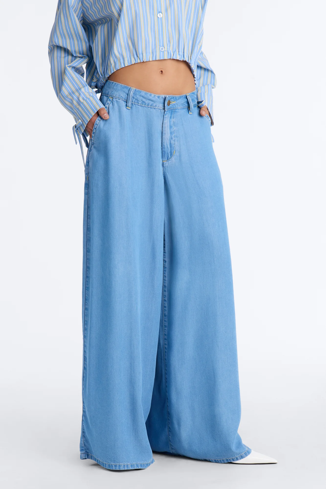 High Tempo Chambray Super Low Rise Pant 32″ - Light Wash - Image 2