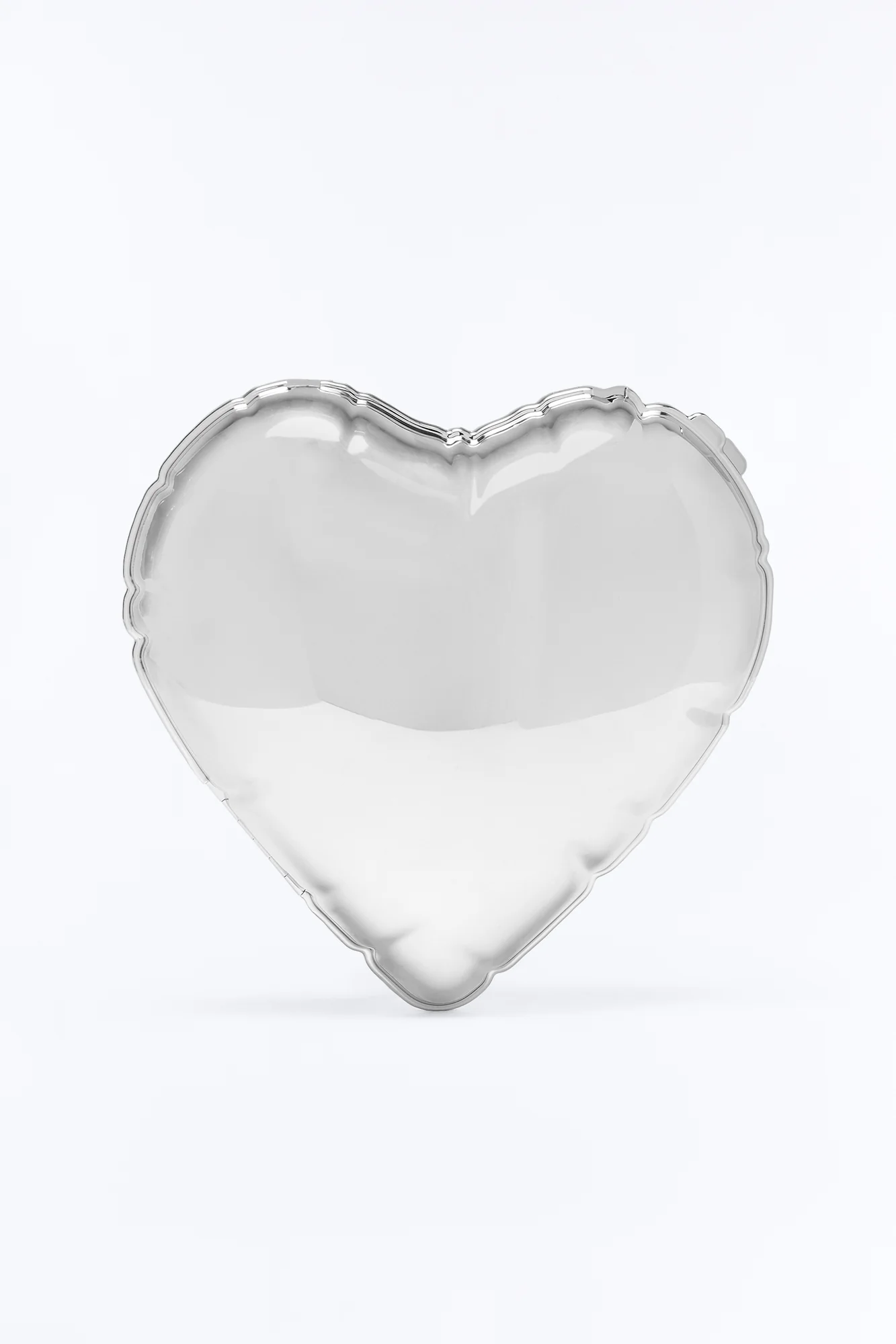 Hot Air Heart Clutch - Silver - Image 4