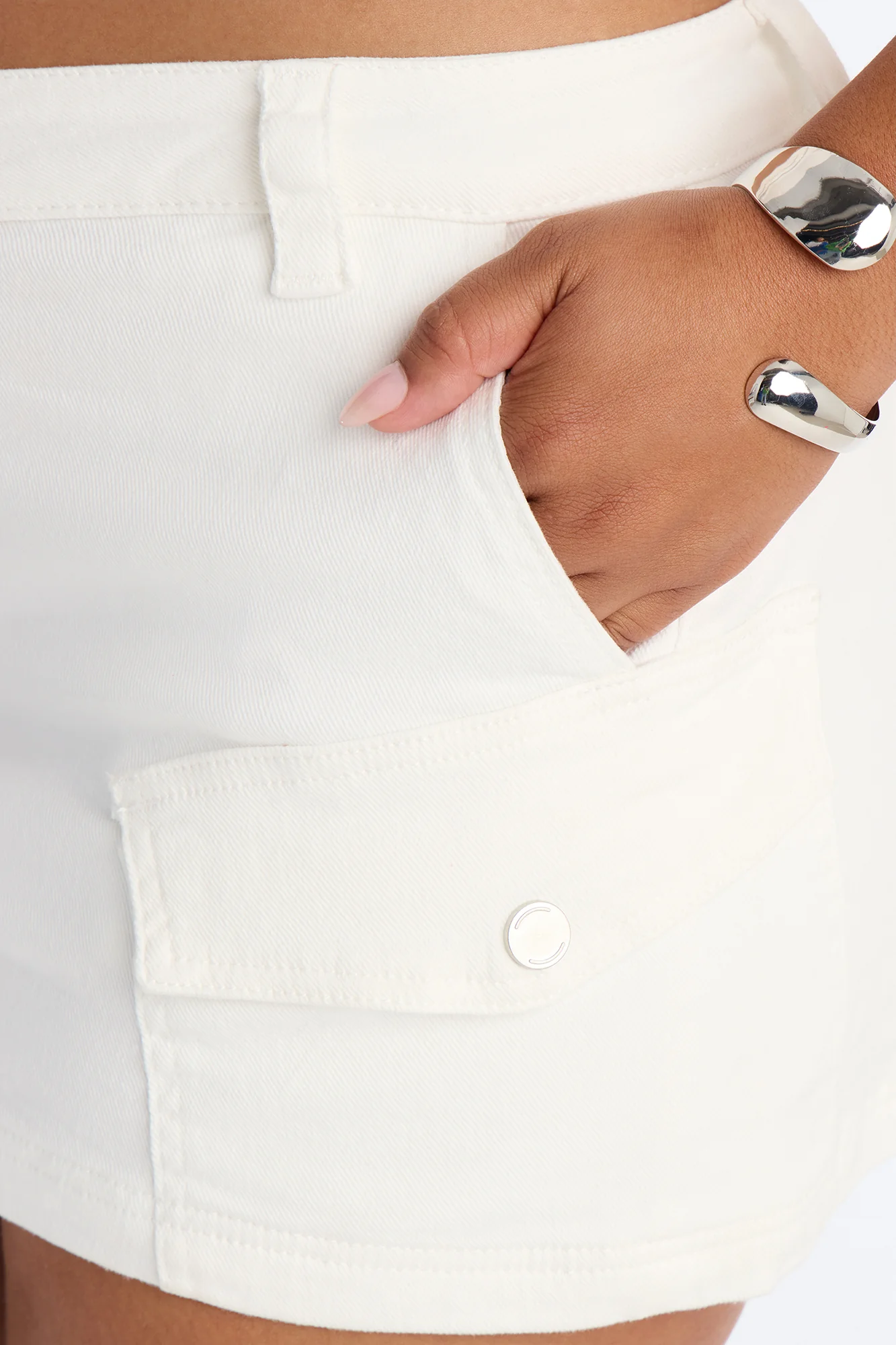 Hot In Here Low Rise Utility Mini Skirt - White - Image 7
