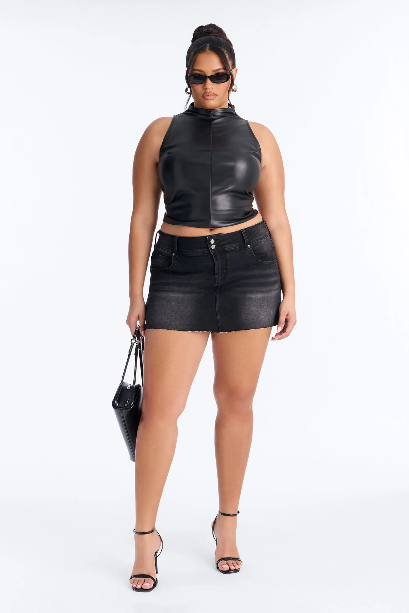 Hotter Than Yesterday Low Rise Stretch Denim Mini Skort - Black Wash - Image 4