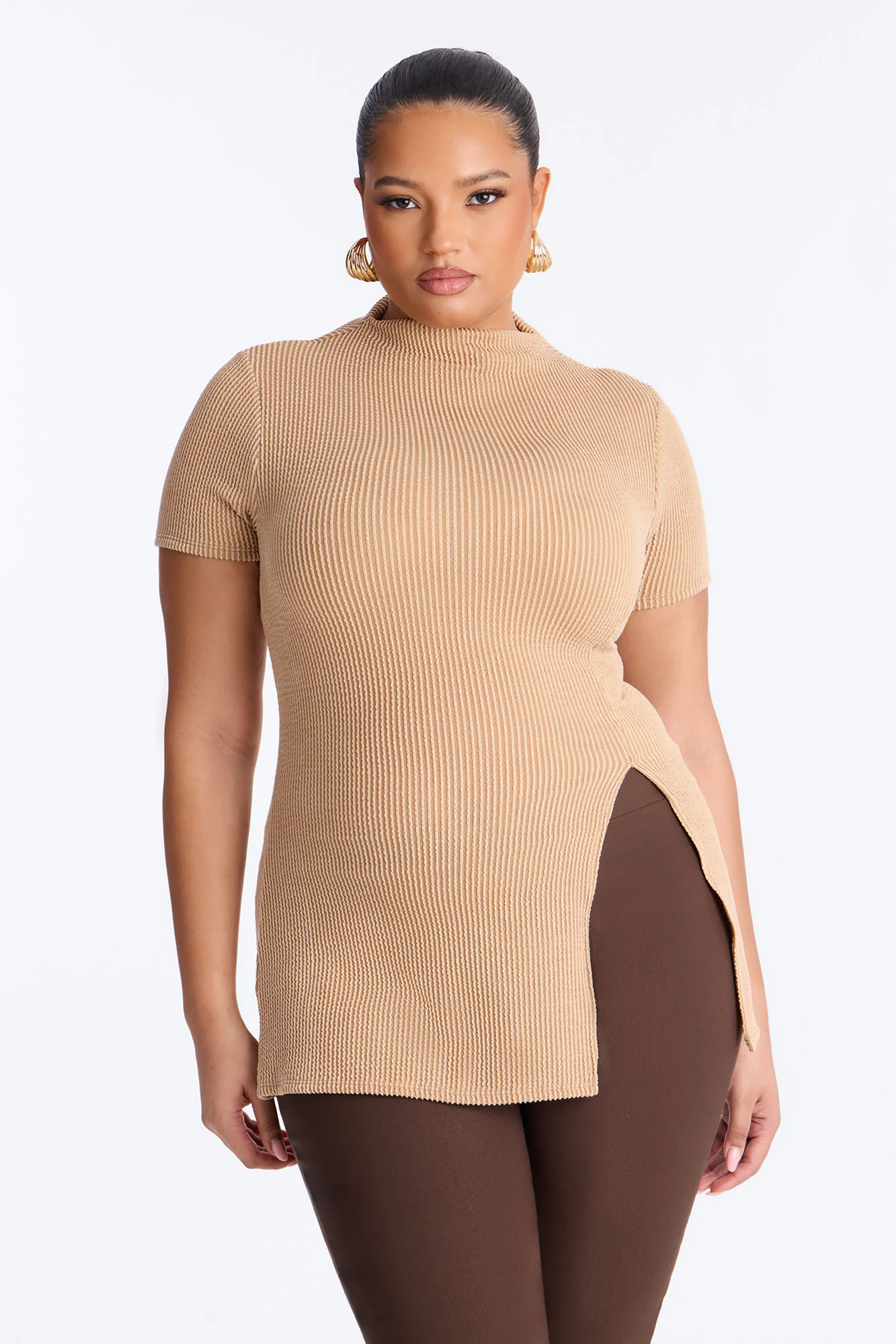 Ika Mock Neck Heavy Ribbed Short Sleeve Top - Mocha - Image 5