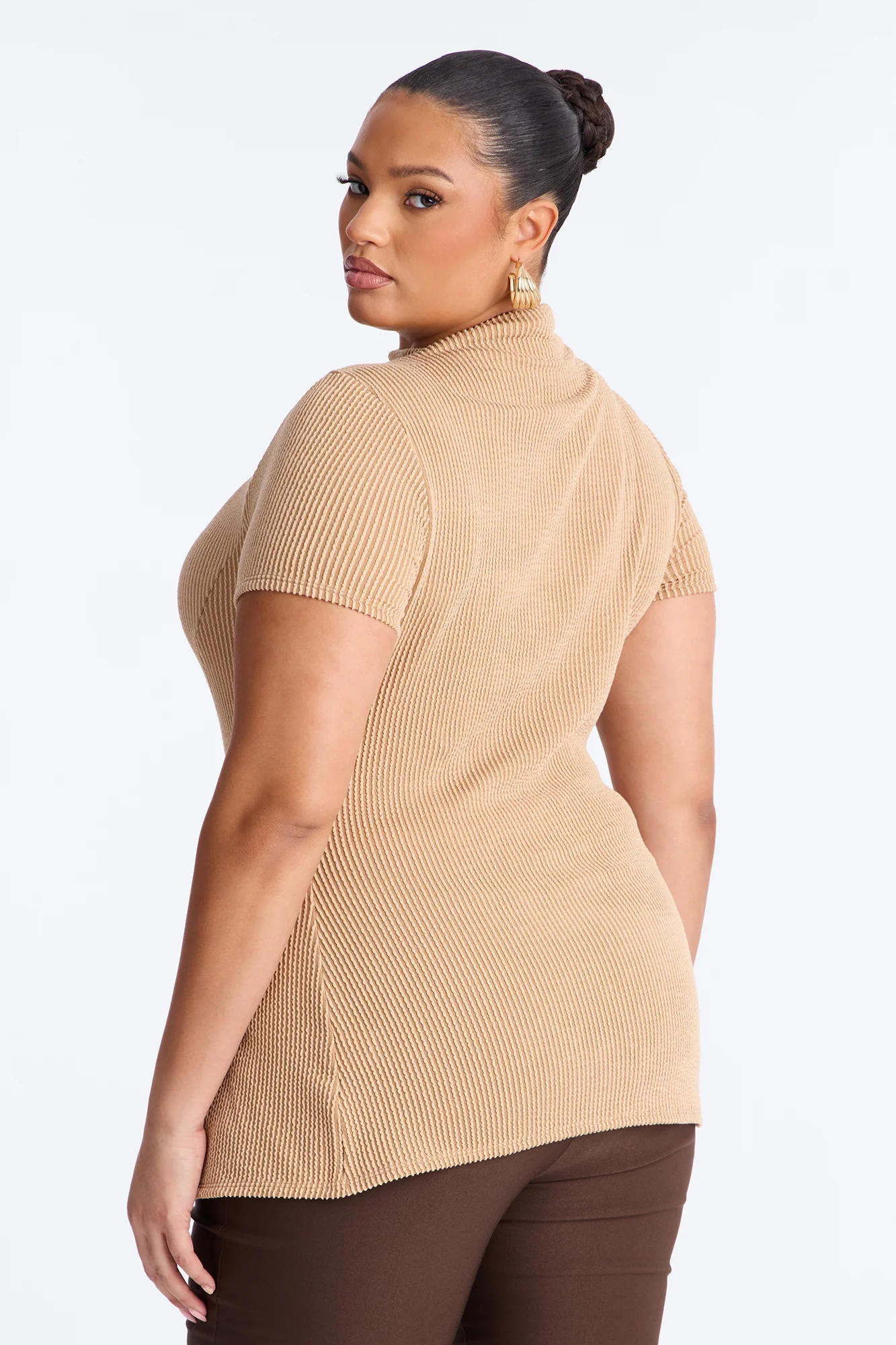 Ika Mock Neck Heavy Ribbed Short Sleeve Top - Mocha - Image 8