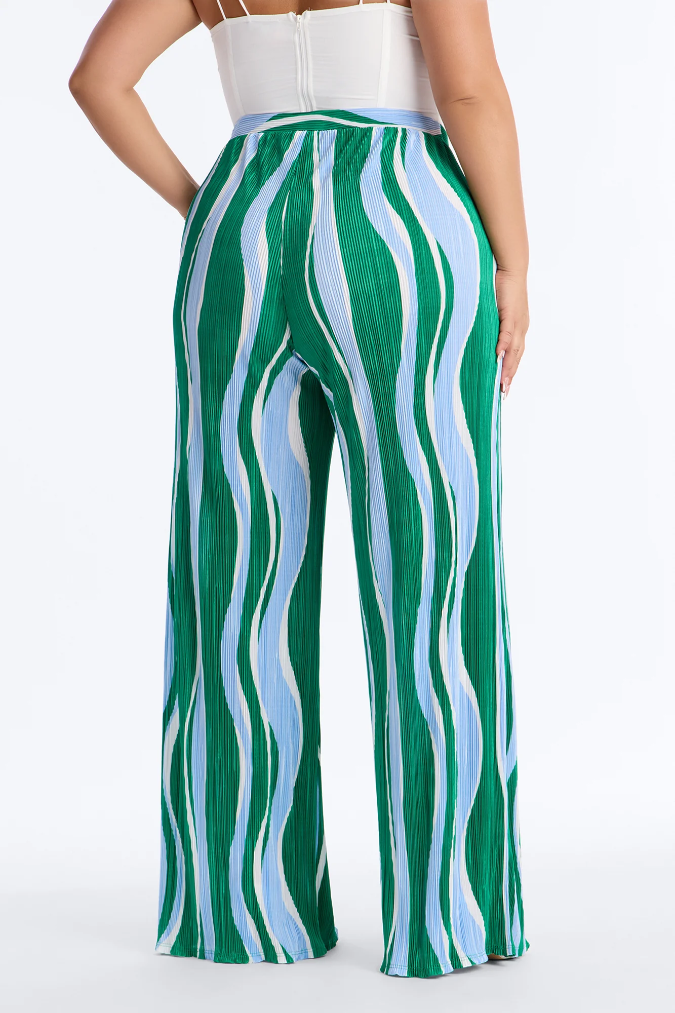 In The Tropics Abstract Plisse Wide Leg Pant 33″ - Green/combo - Image 6