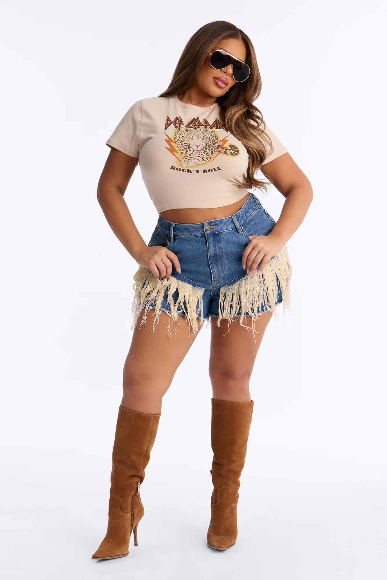 Indio Fringe Ripped High Rise Denim Shorts - Vintage Wash - Image 6