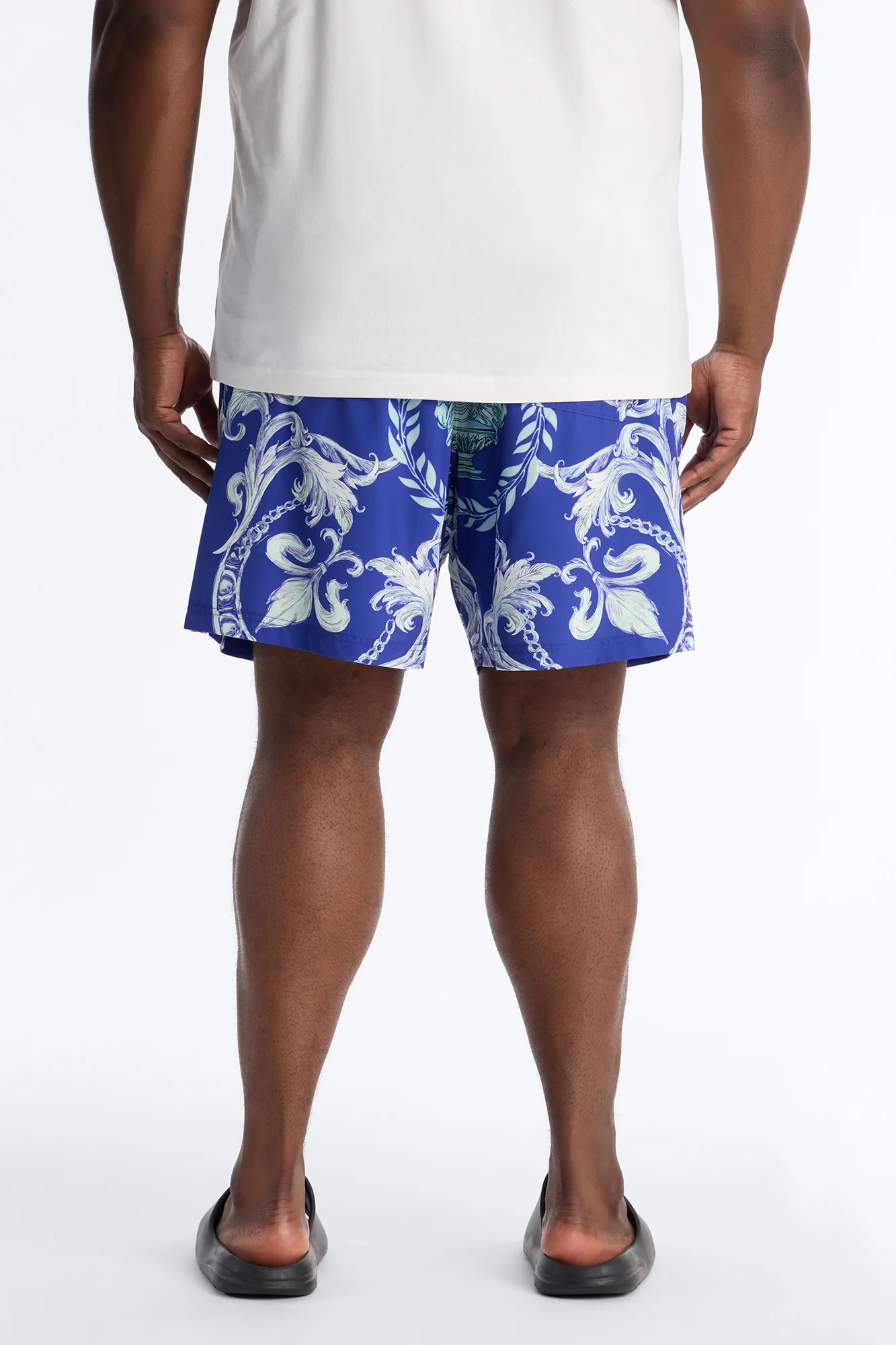 Interlinked Chain Baroque Swim Trunk 7″ - Blue - Image 9
