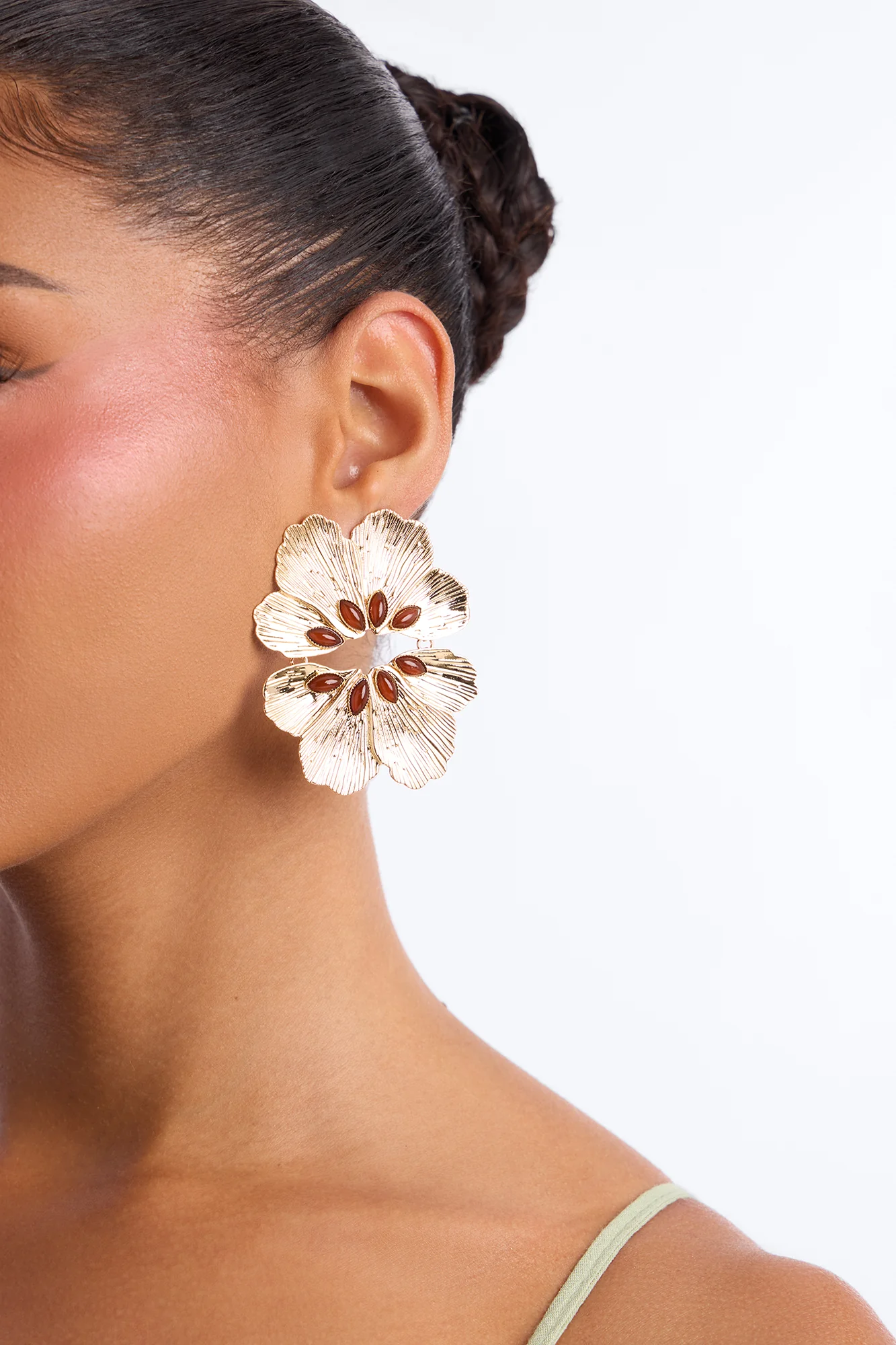 Island Glow Floral Drop Earrings - Gold/Brown