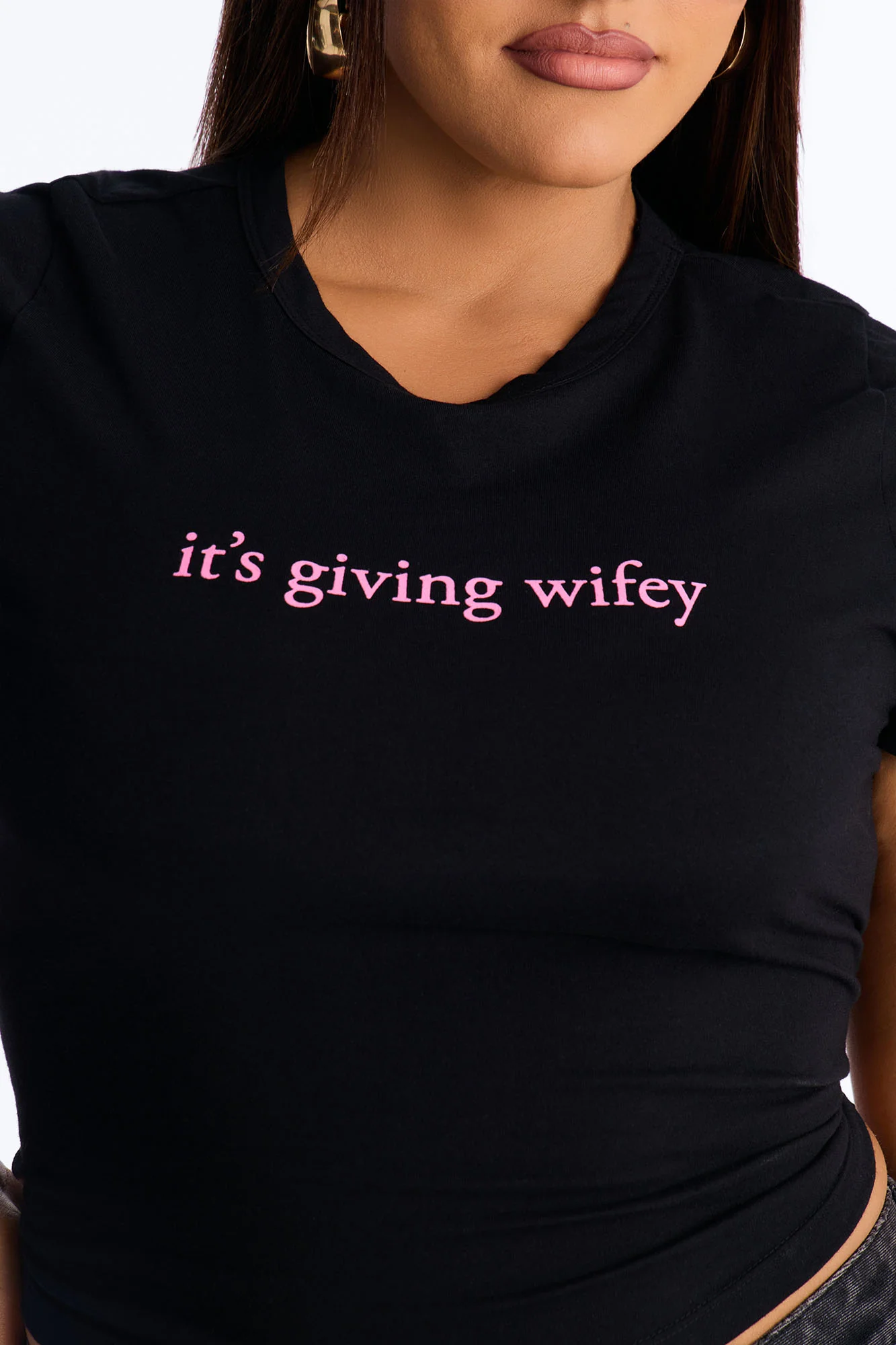 It's Giving Wifey Baby Tee - Black - Image 6