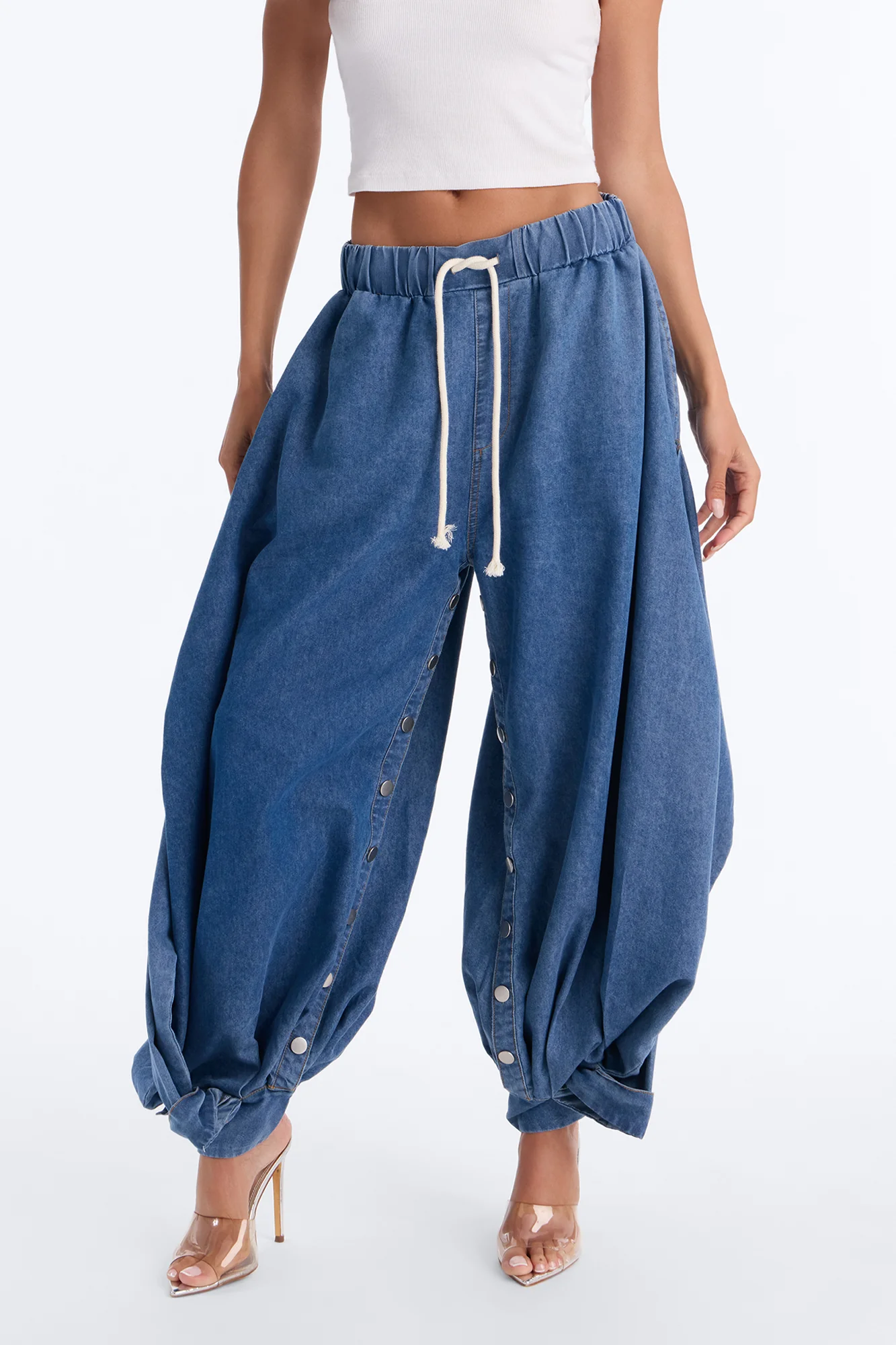 Ivy Tie Waist Balloon Leg Button Seam Pant - Medium Wash