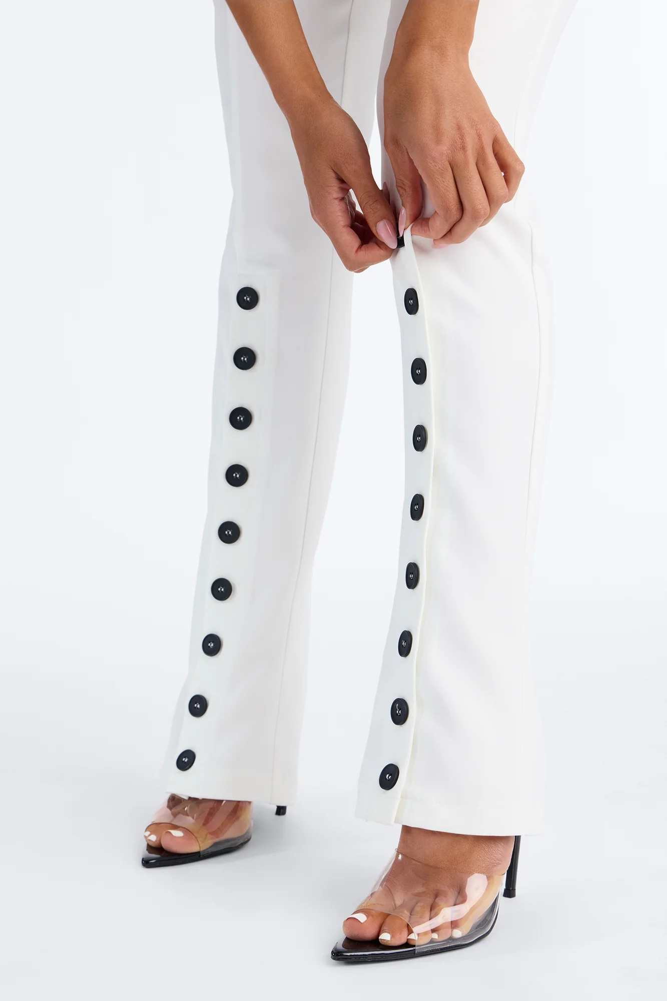 Jade Button Front Straight Leg Trouser - Ivory - Image 3