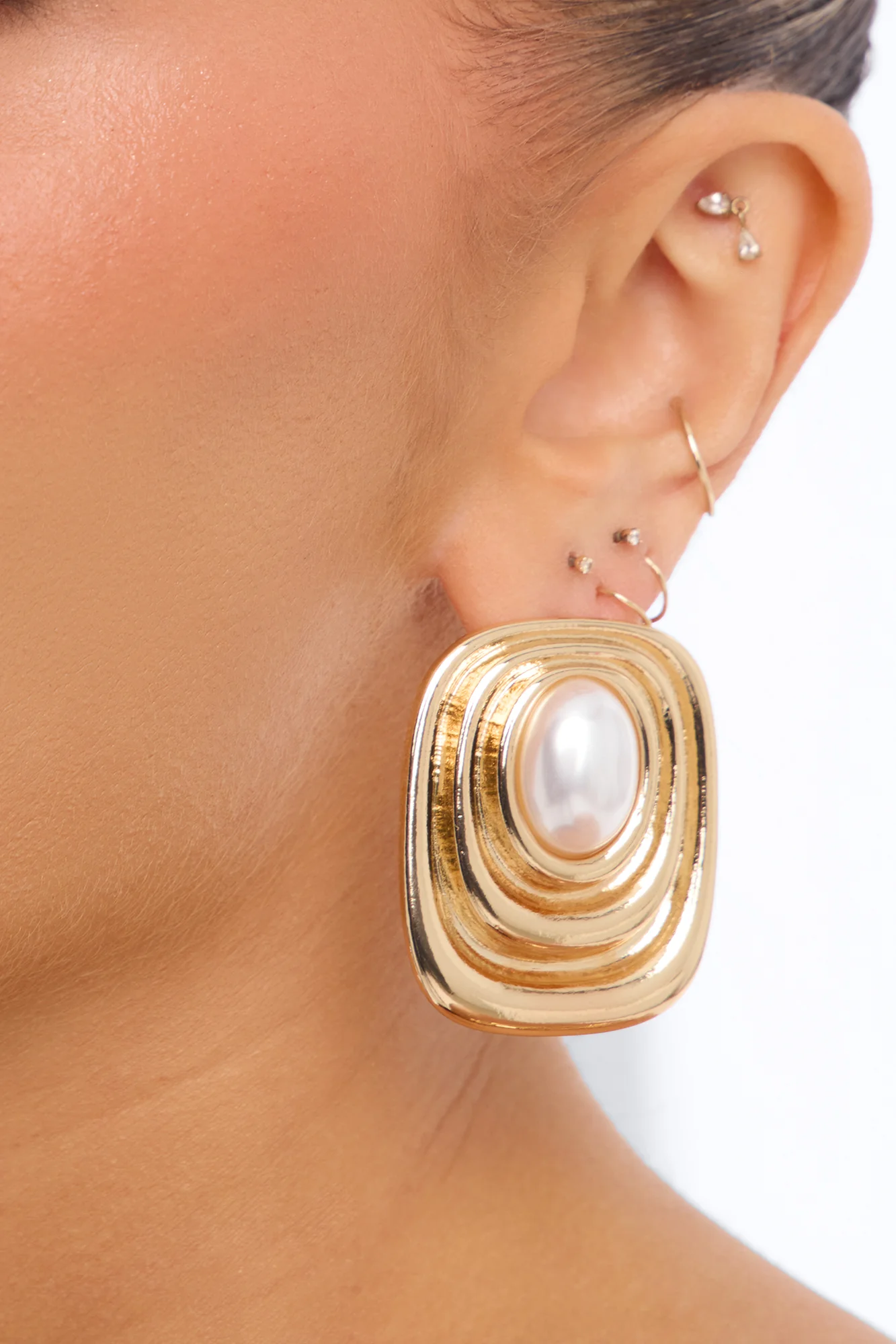 Jardin Chic Stud Earrings - Gold