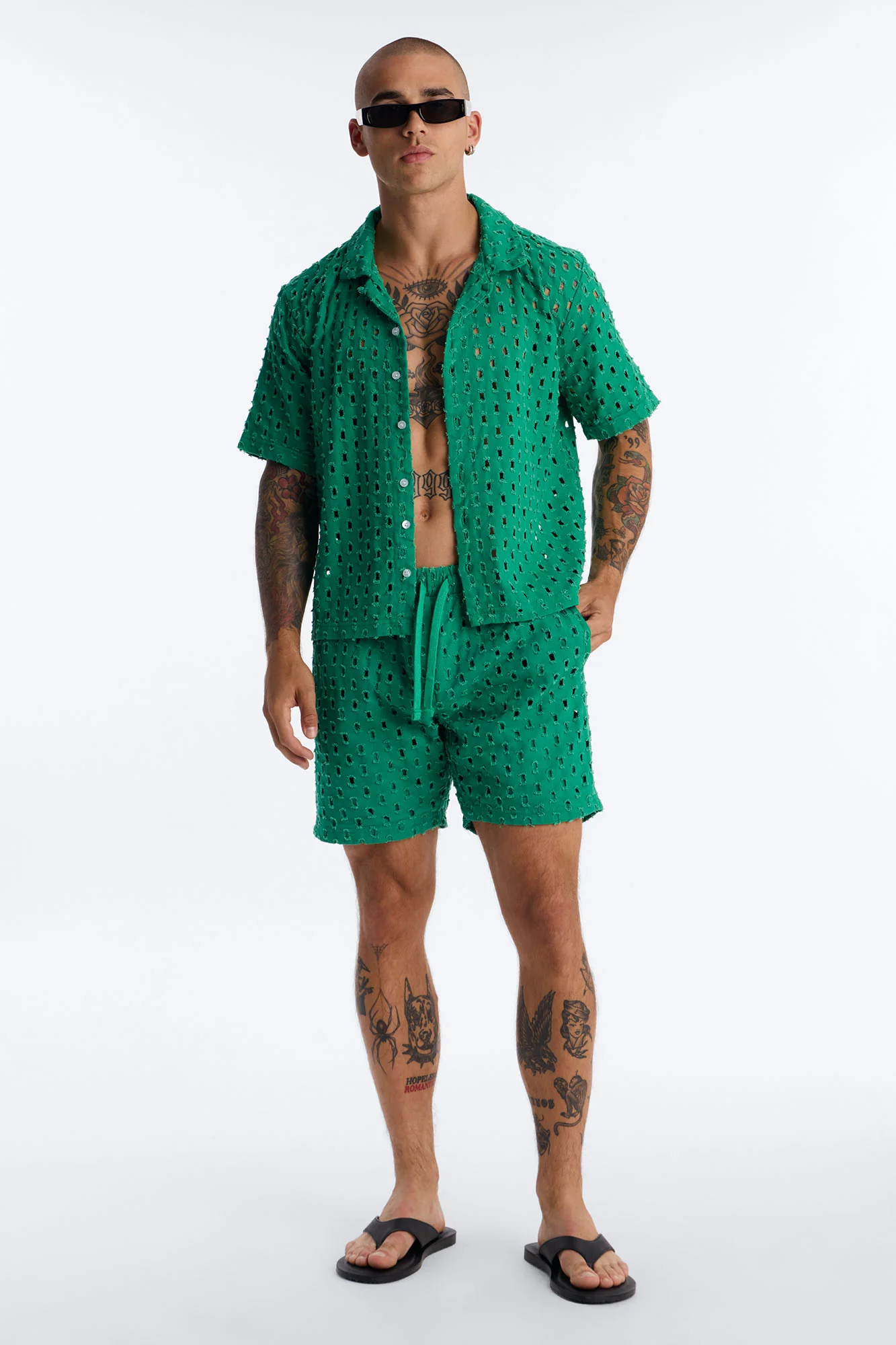 Jungle Palm Relaxed Short - Green - Image 2