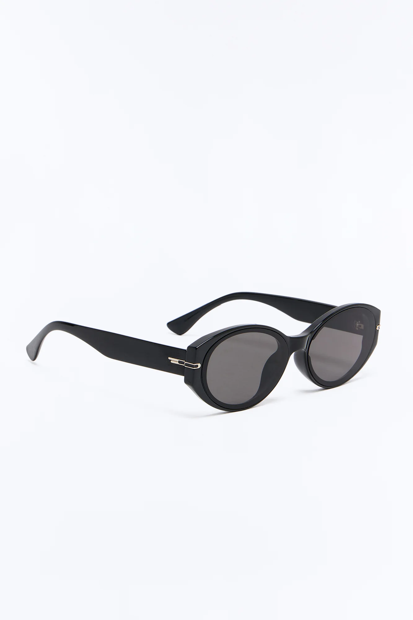 Just Walk Away Sunglasses - Black - Image 4