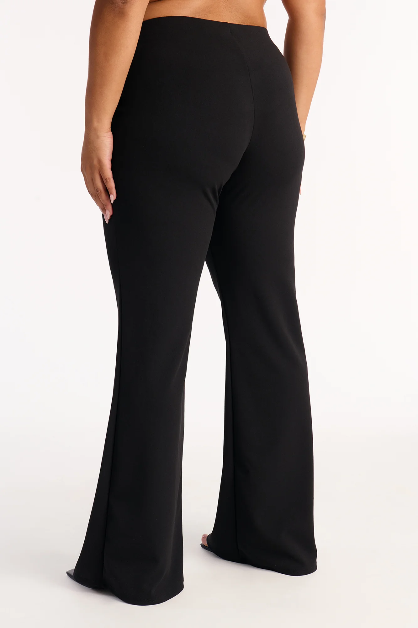 Kaia Low Rise Flare Pant 33″ - Black - Image 7
