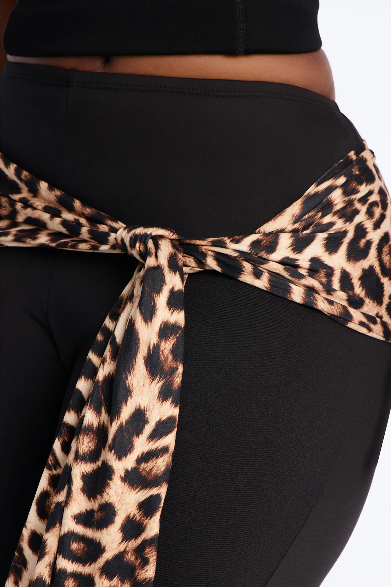 Kiah Low Rise Leopard Tie Waist Capri Legging - Black/combo - Image 7