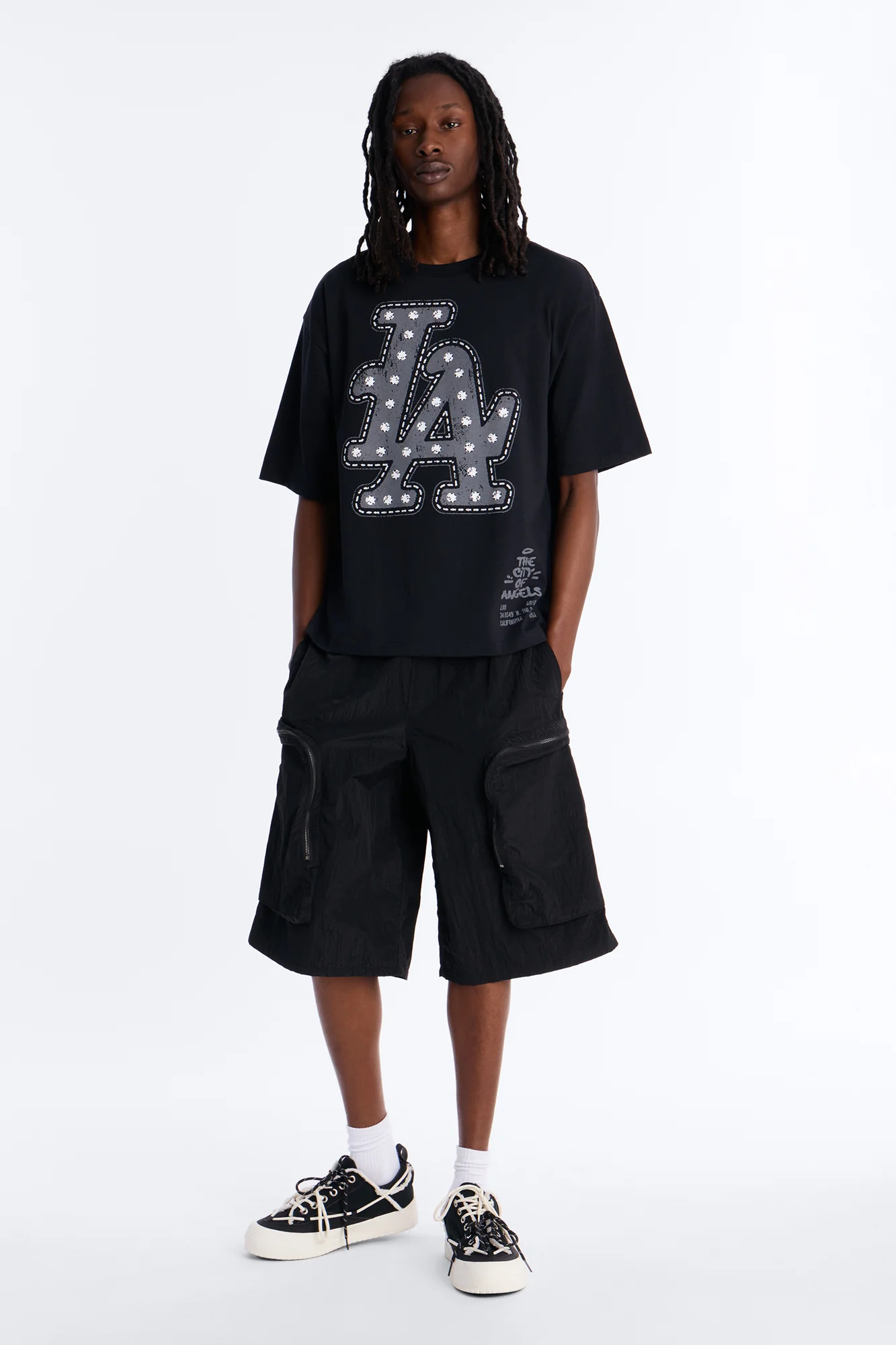 LA Hustle District Boxy Short Sleeve Tee - Black - Image 2