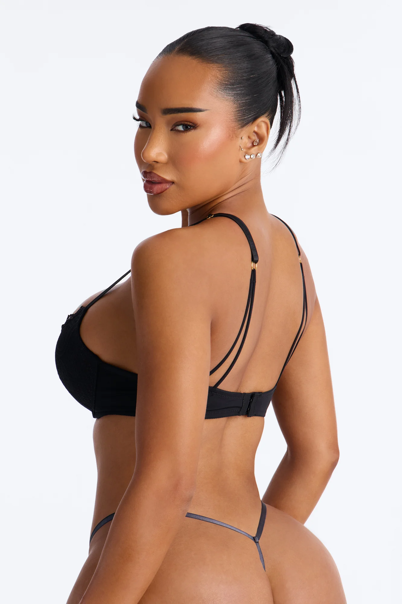 Lacey Lift Deep Plunge Push Up Lace Bra - Black - Image 4