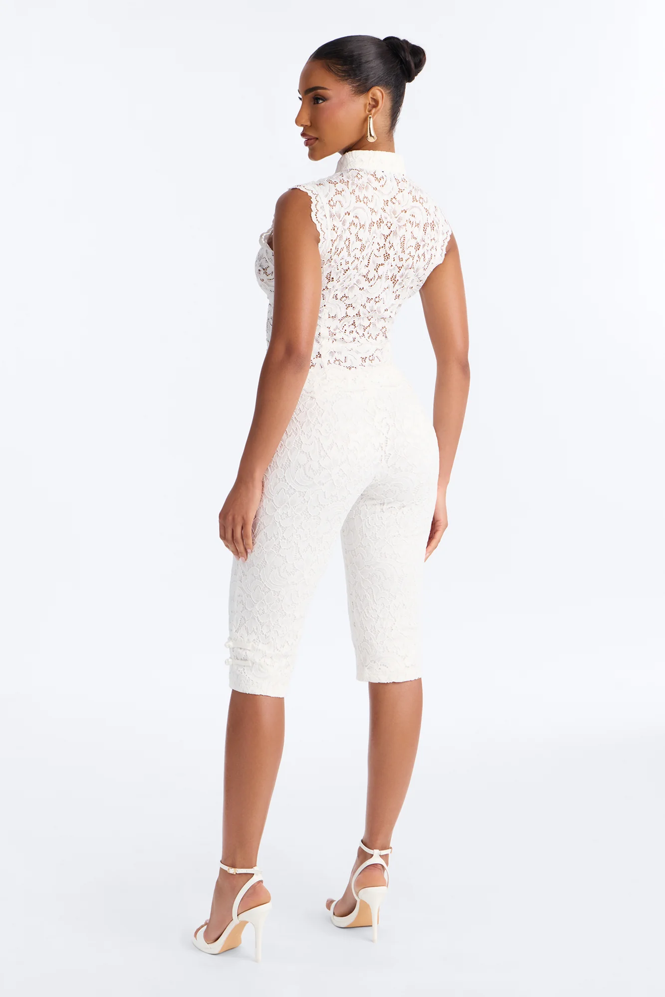 Le Fleur Lace Capri Set - White - Image 4