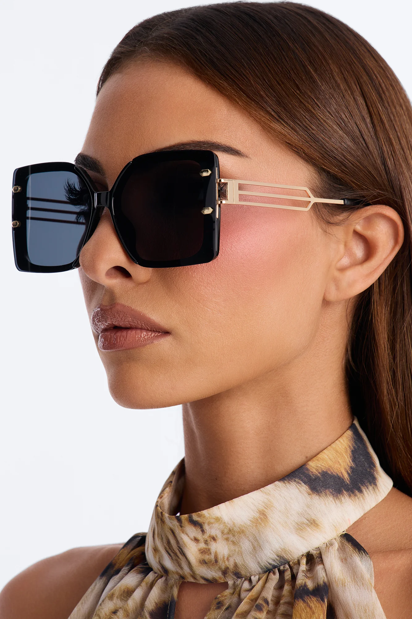 Love Drunk Square Sunglasses - Black - Image 2