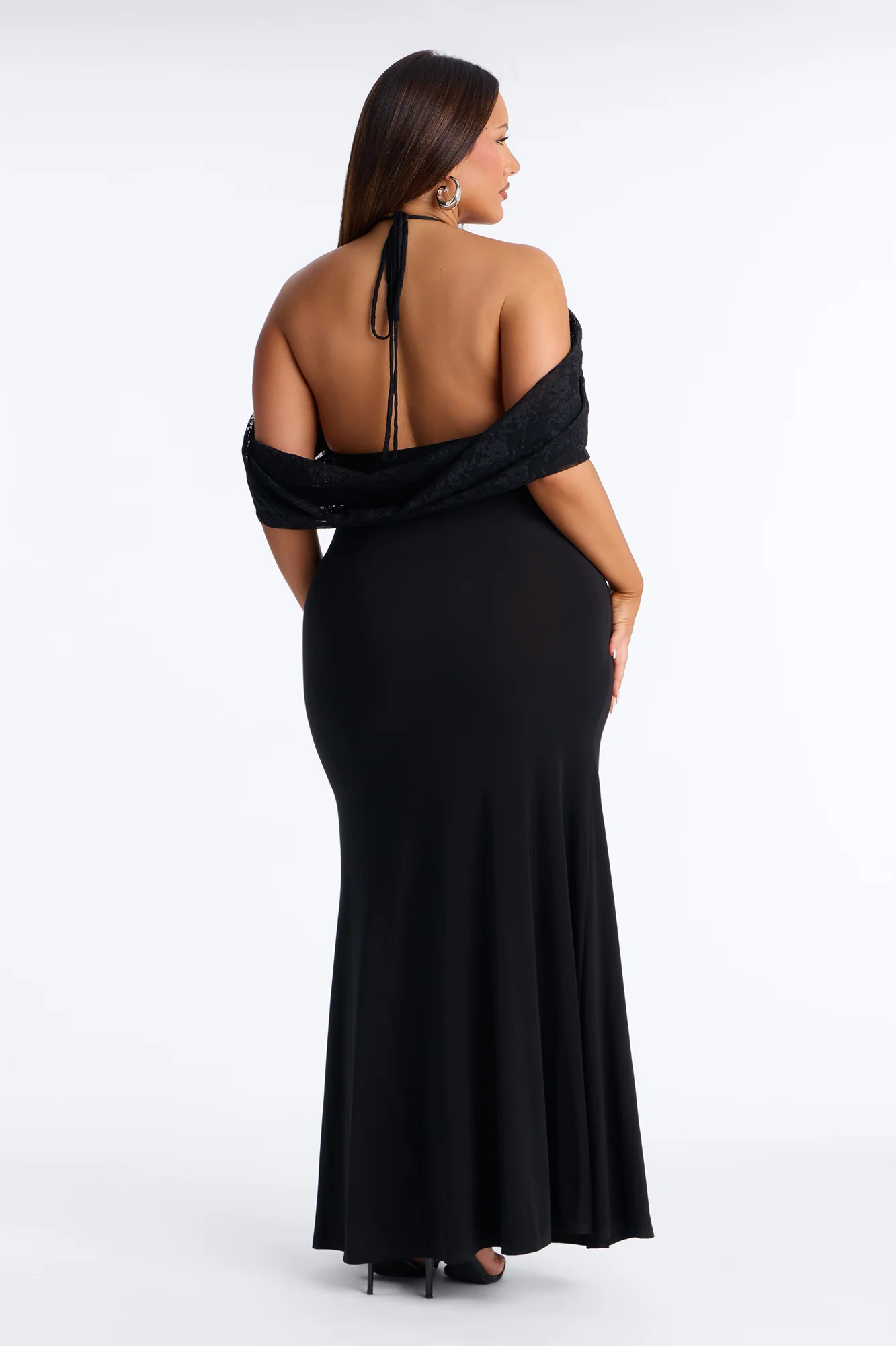 Loveable Aura Lace Maxi Dress - Black - Image 9
