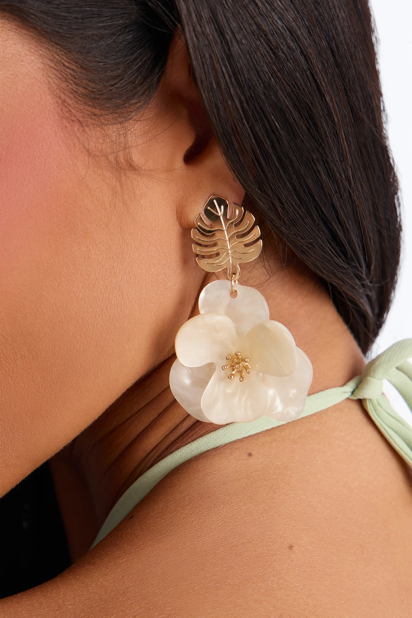 Luxe Flora Drop Earrings - Ivory
