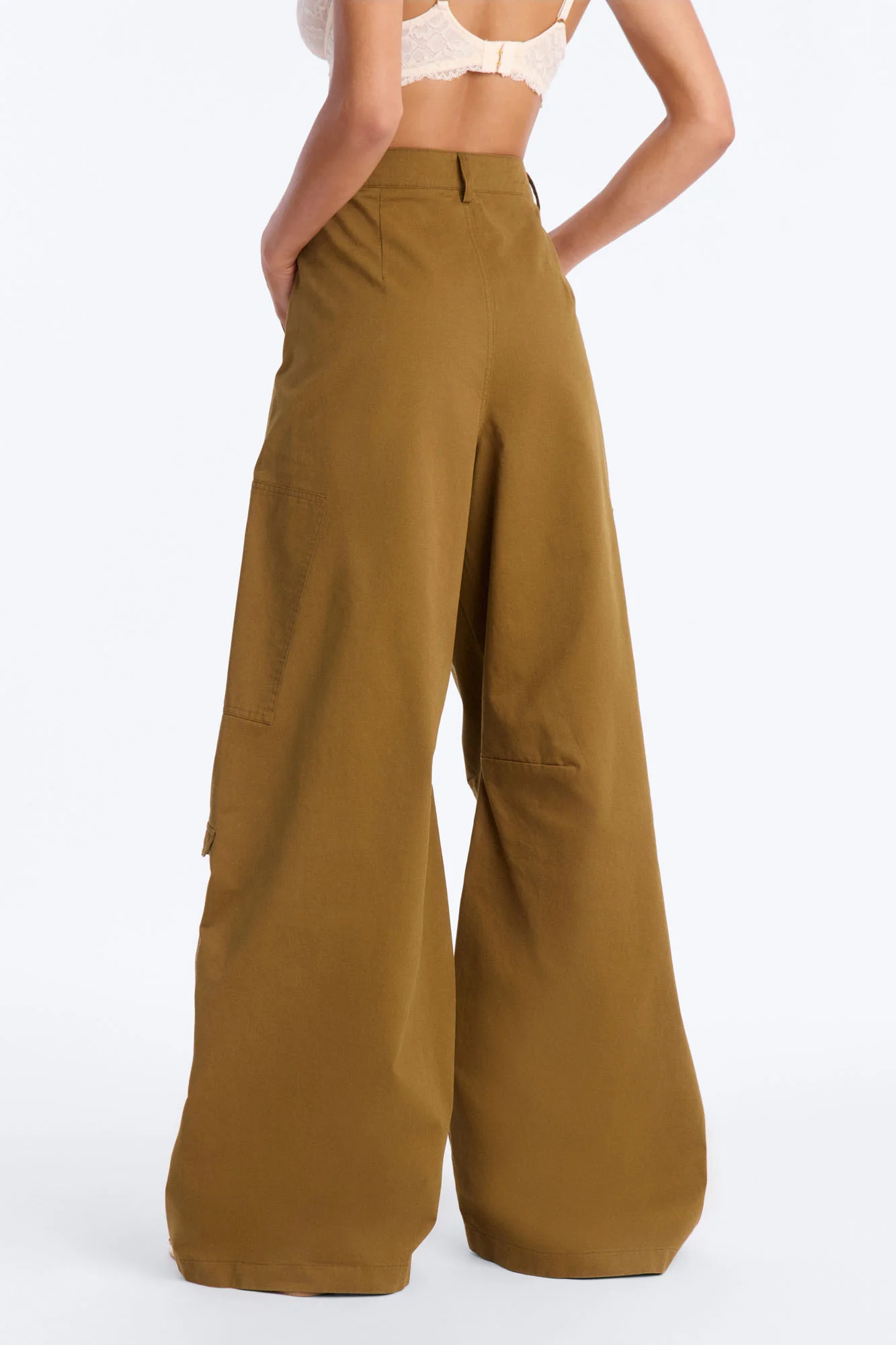 Lyla High Rise Wide Leg Cargo Pant 32″ - Olive - Image 3