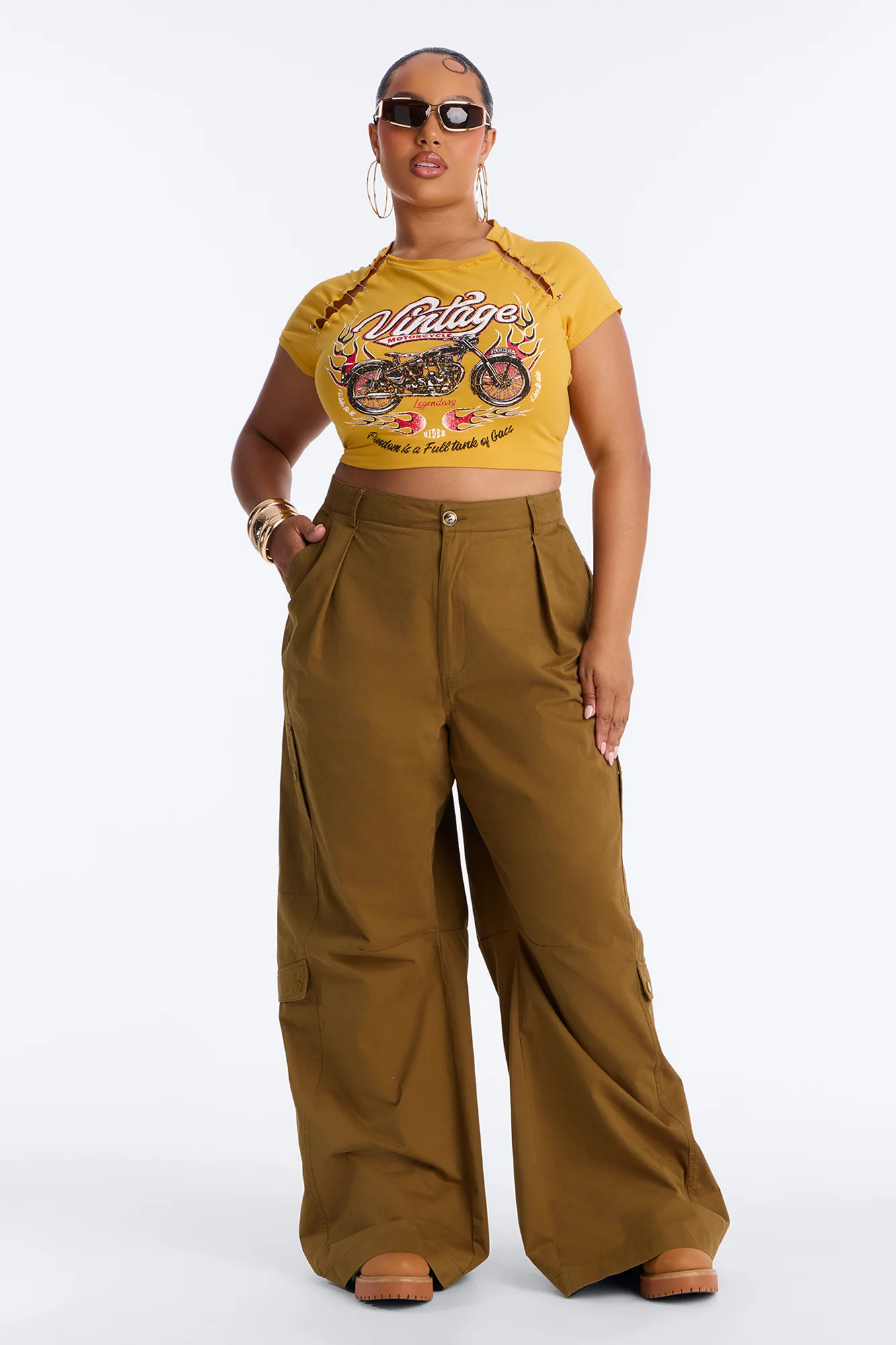 Lyla High Rise Wide Leg Cargo Pant 32″ - Olive - Image 4