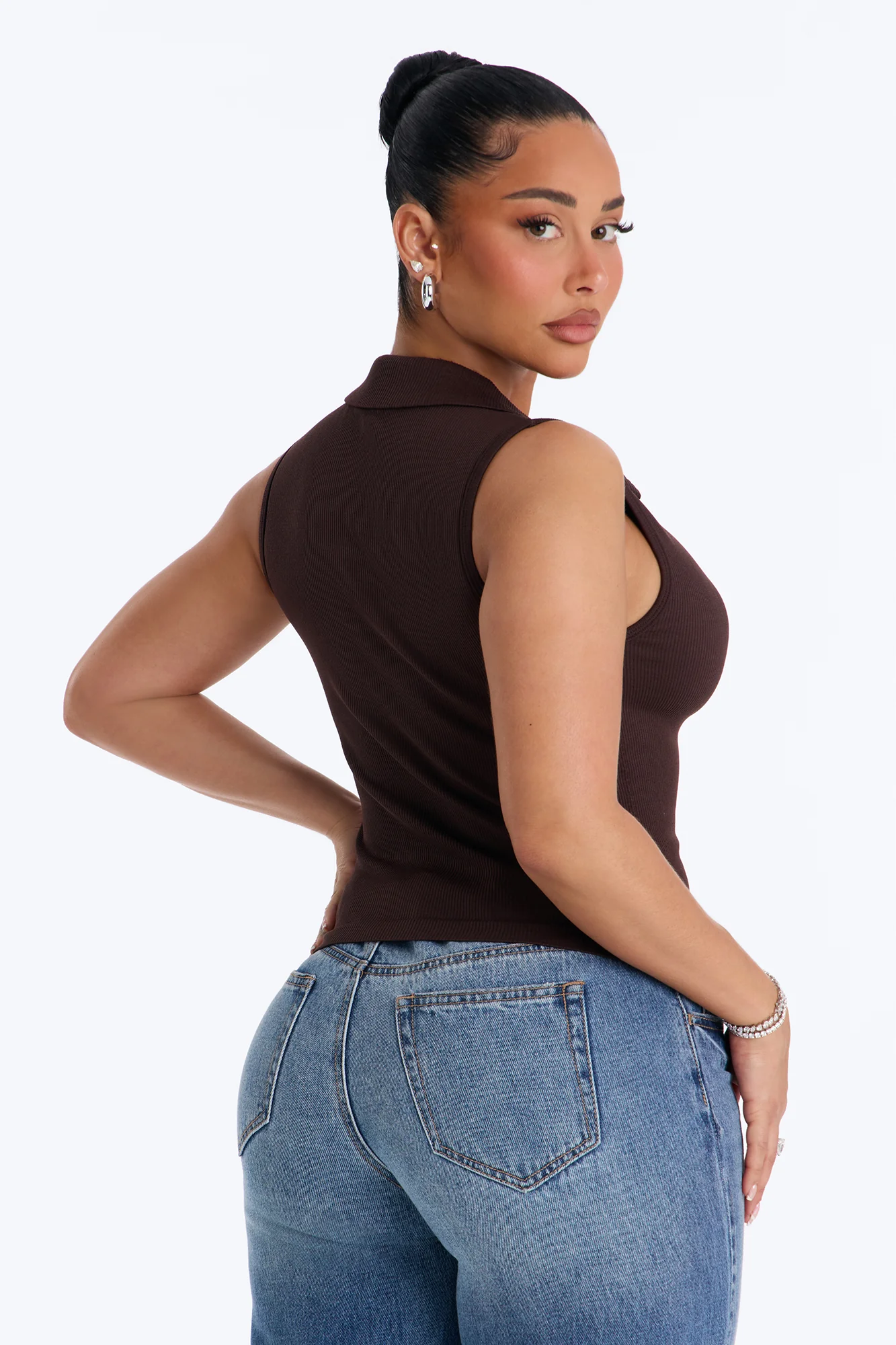 Lyra Seamless Rib Basic Sleeveless Collared Top - Brown - Image 4
