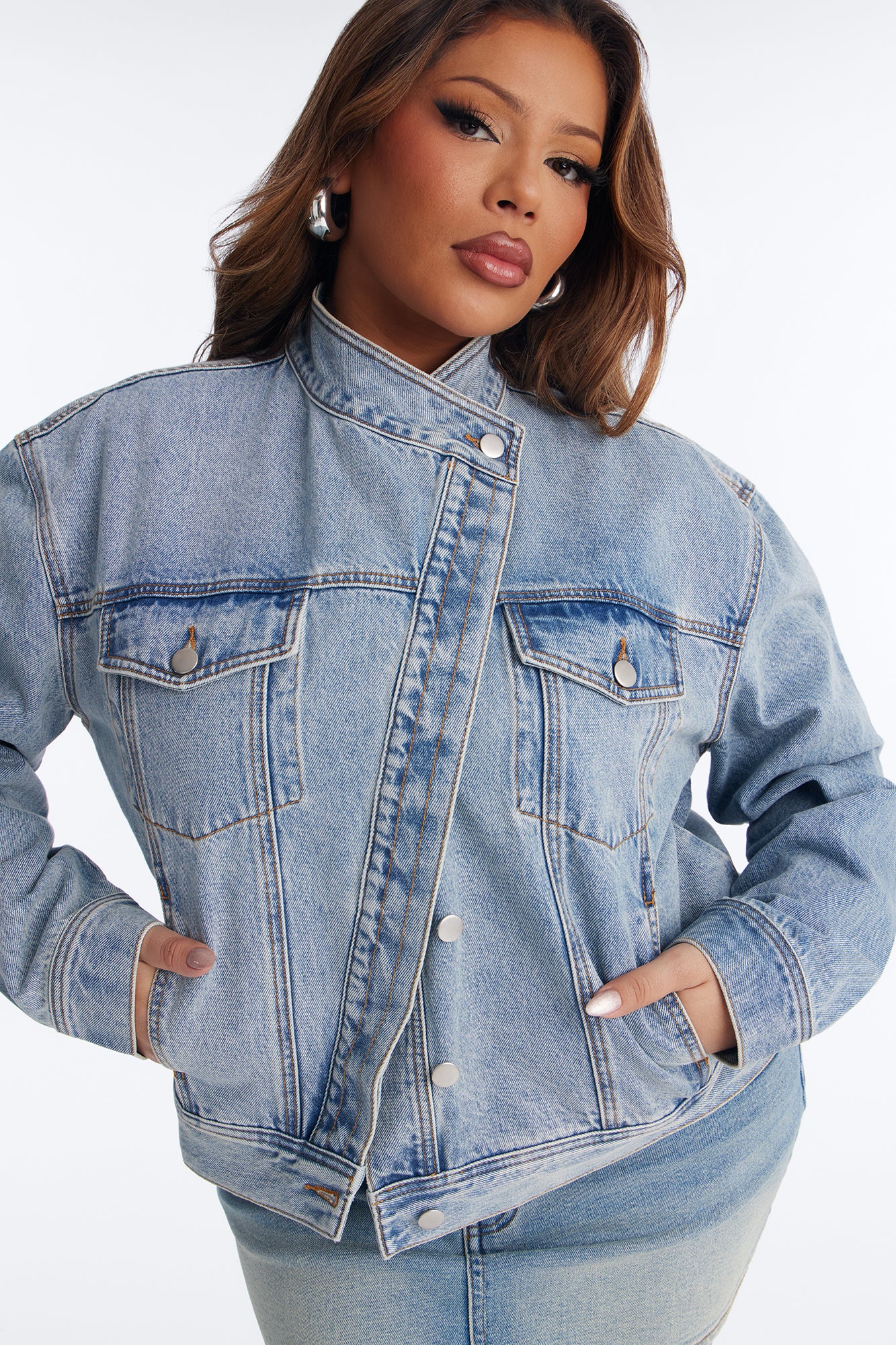 Made The Cover Crossover Denim Trucker Jacket - Medium Wash - Image 7