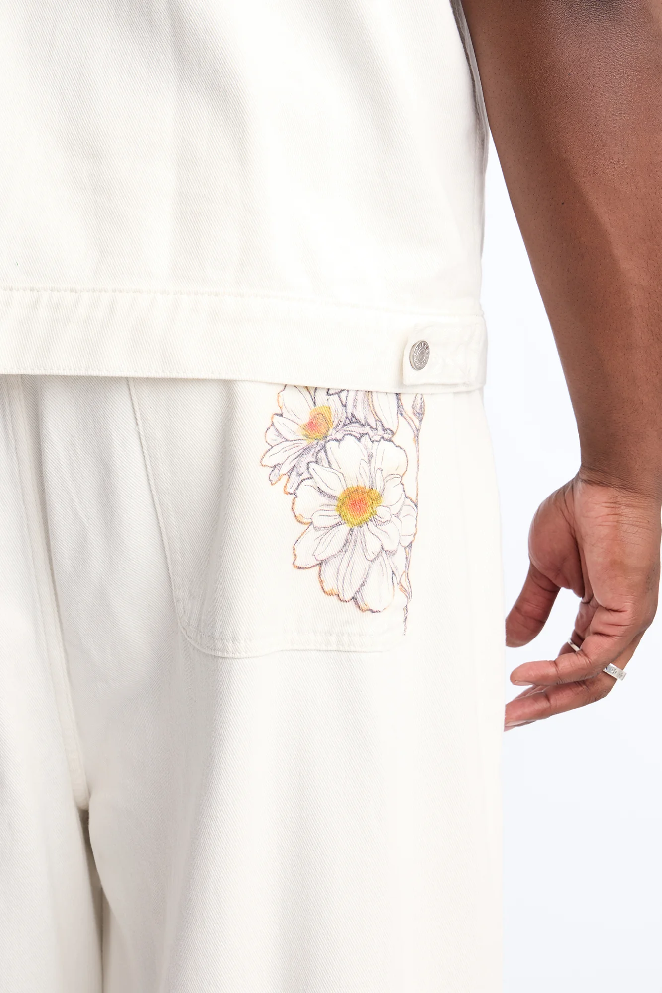 Maison Flora Baggy Jean - White - Image 3